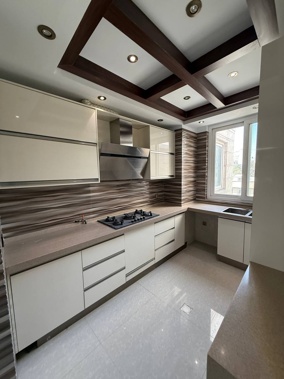 اجاره آپارتمان 118 متر گلسنگ دریای نور خوش نقشه