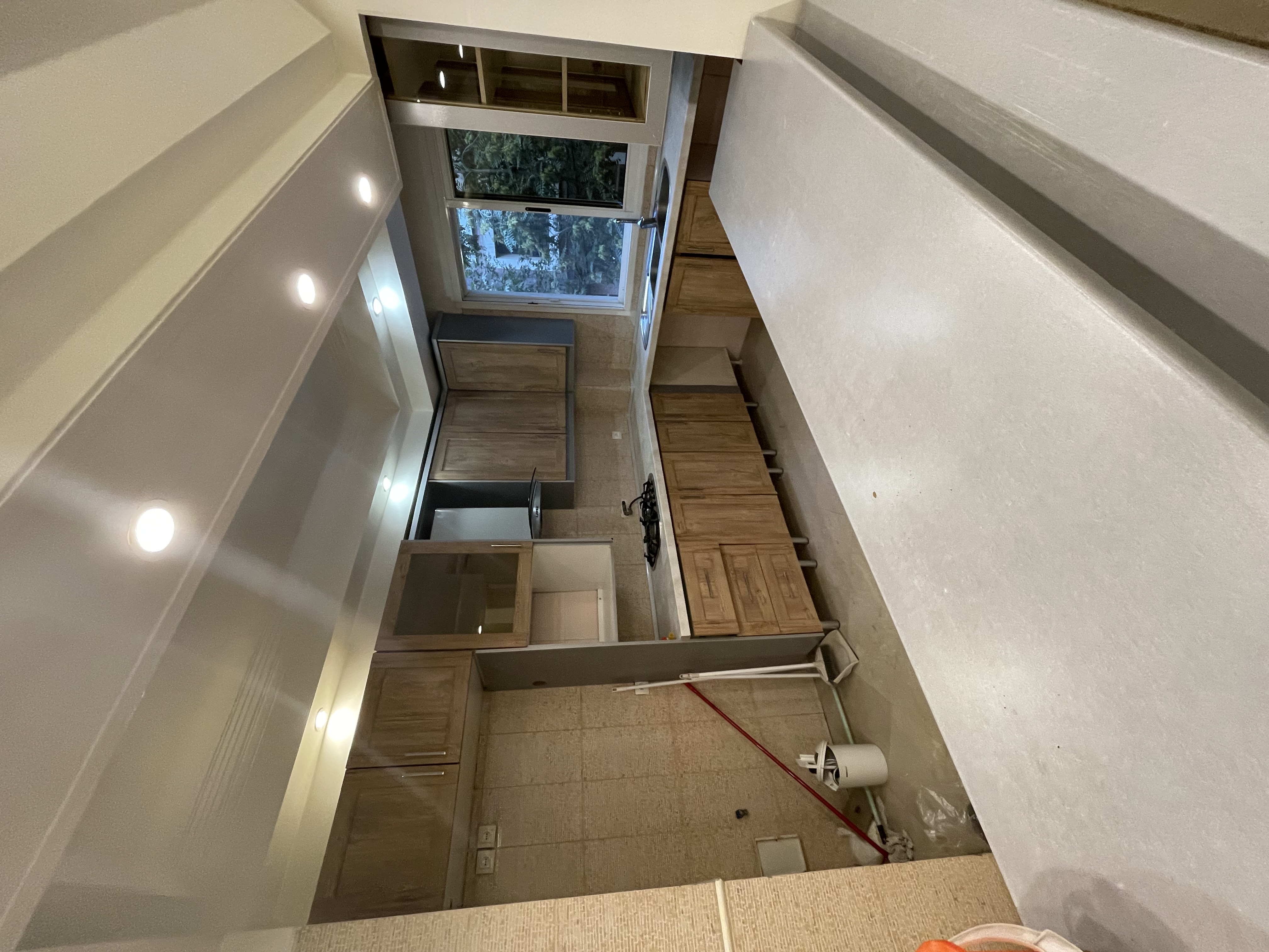 رهن و اجاره آپارتمان 110 متری 2 خواب واقع در کیکاووس