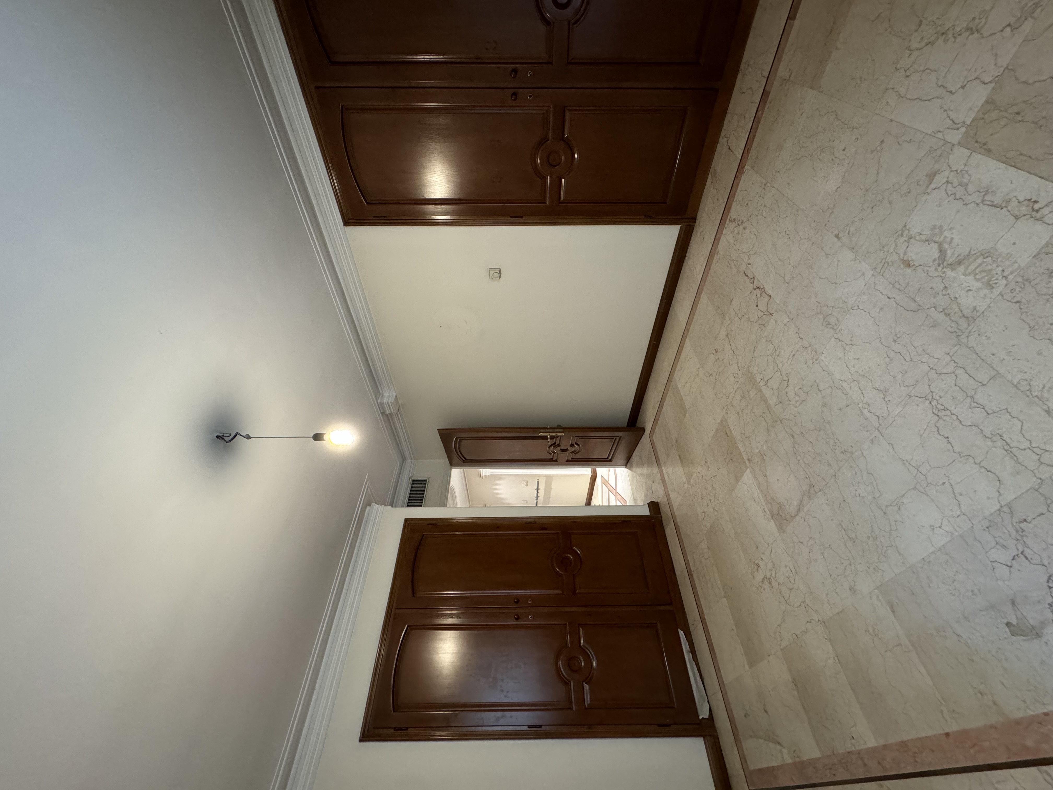 فروش آپارتمان 180 متر فرمانیه شرقی نور شمال و‌جنوب