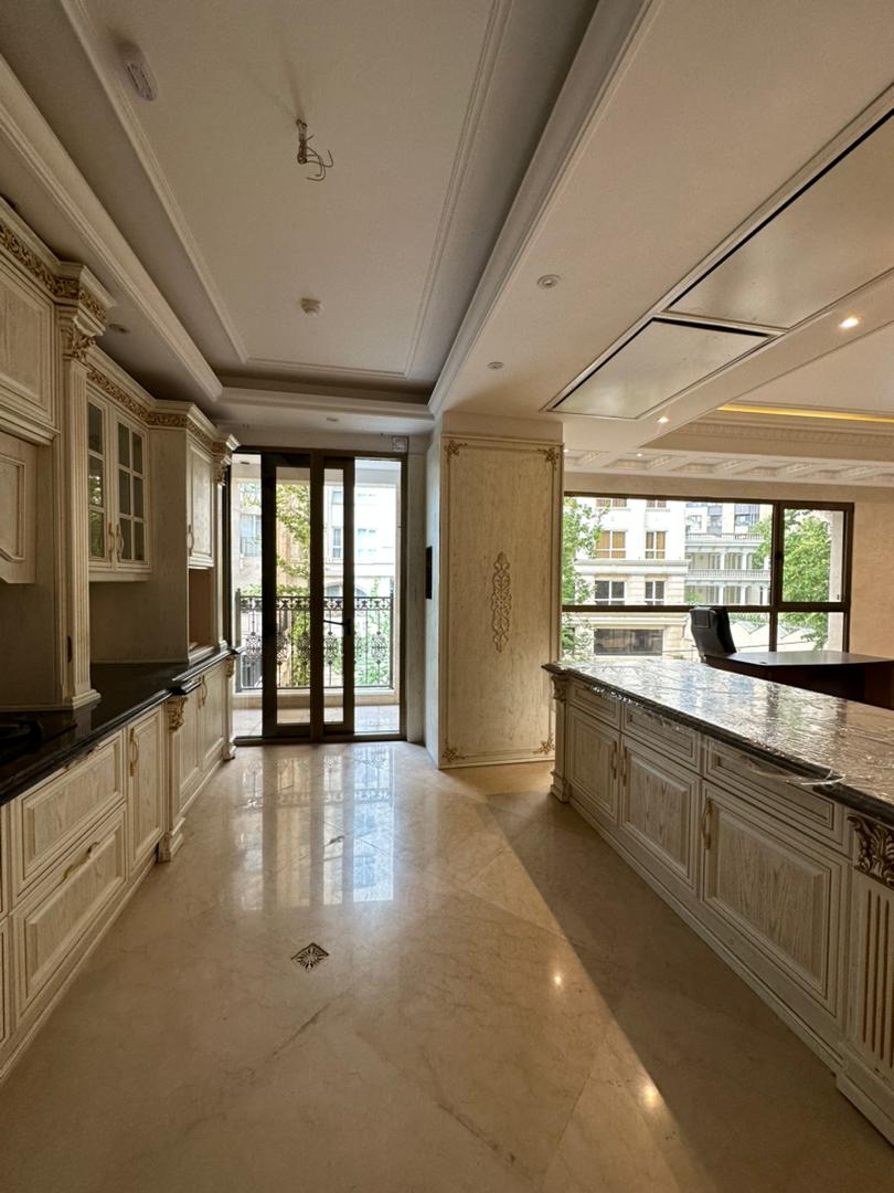 فروش آپارتمان 235 متر نیاوران شمال کاخ