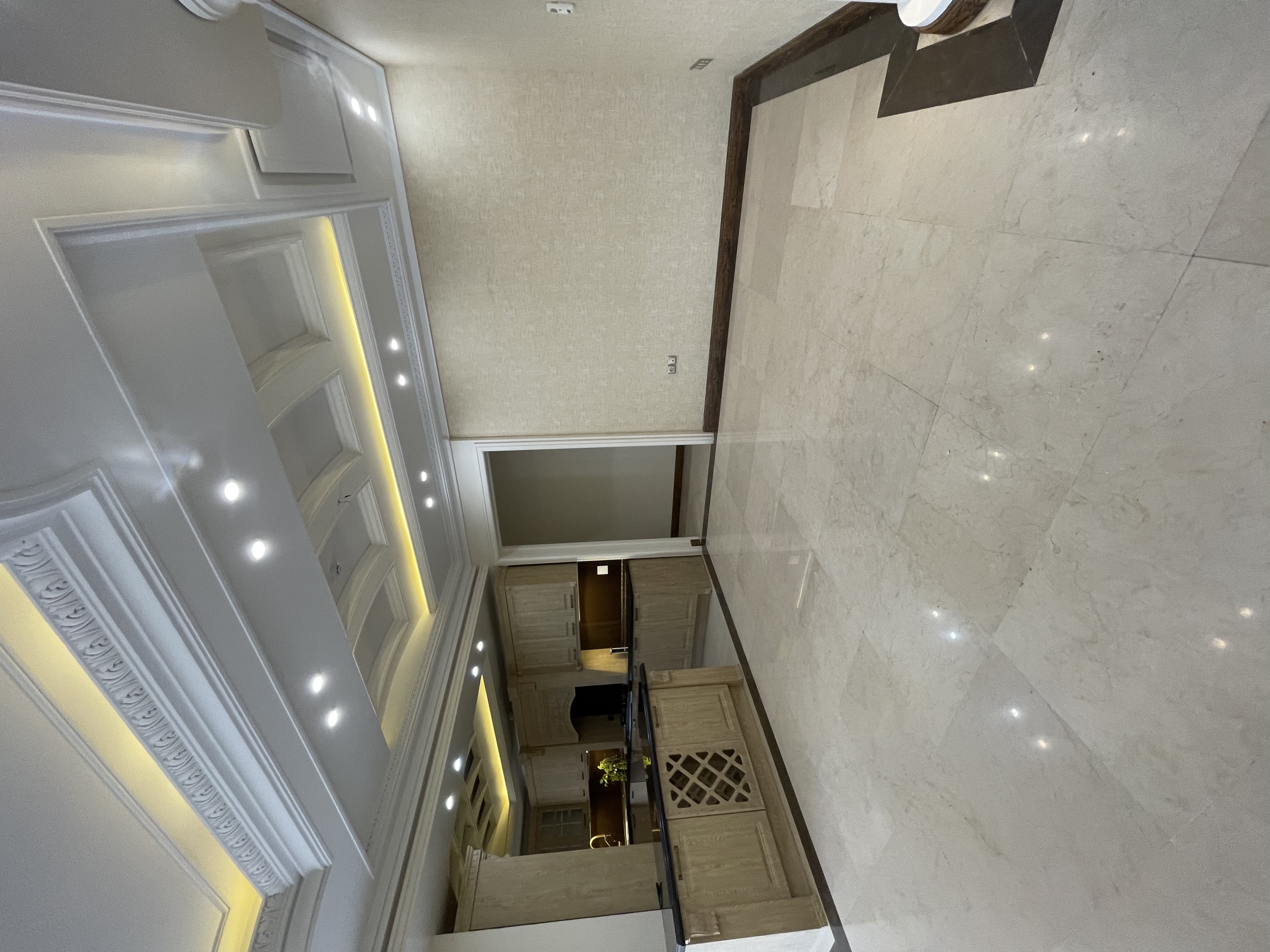 اجاره آپارتمان 220 متر فرمانیه فول مشاعات