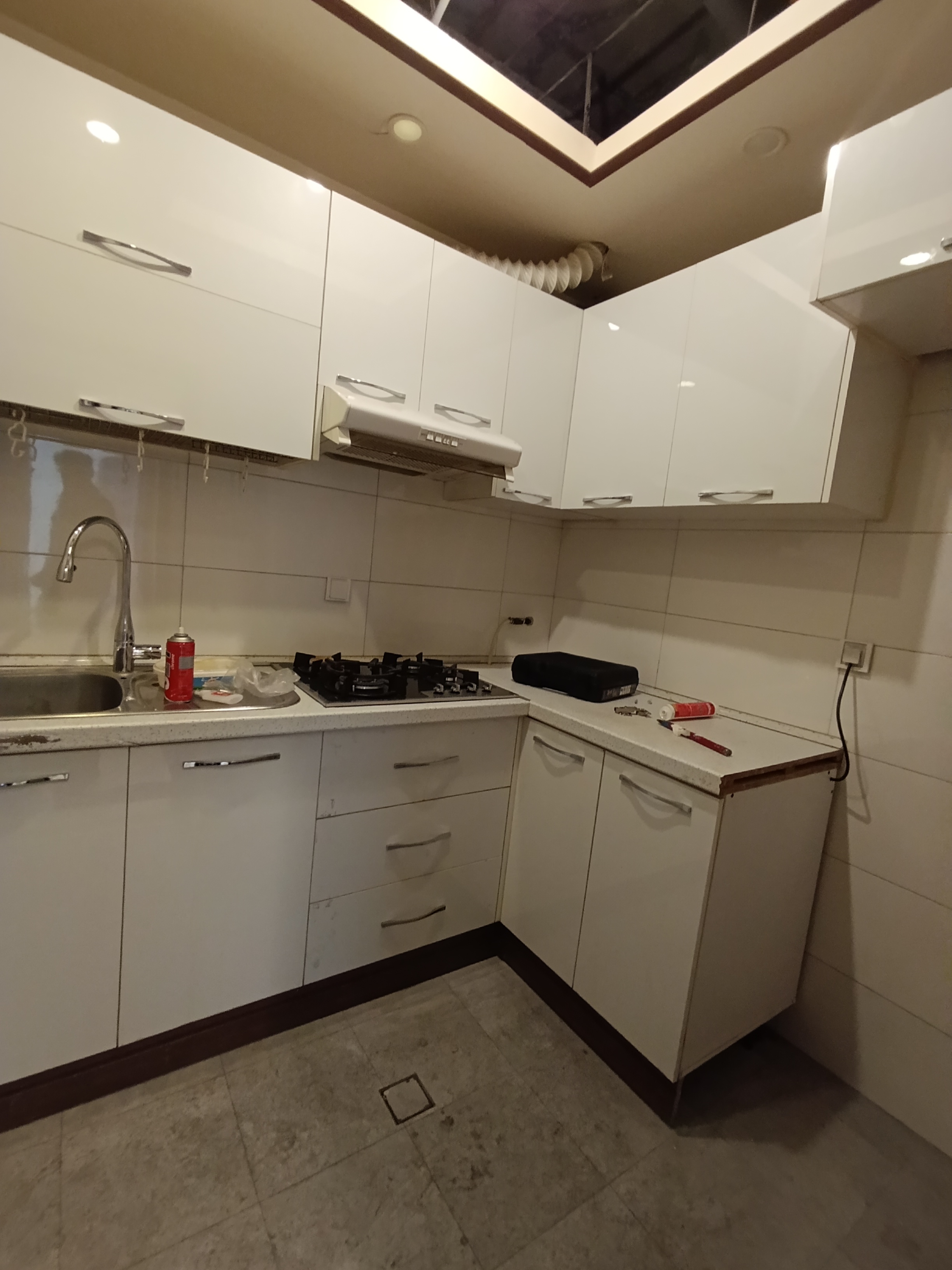 اجاره اداری 150متر اقدسیه