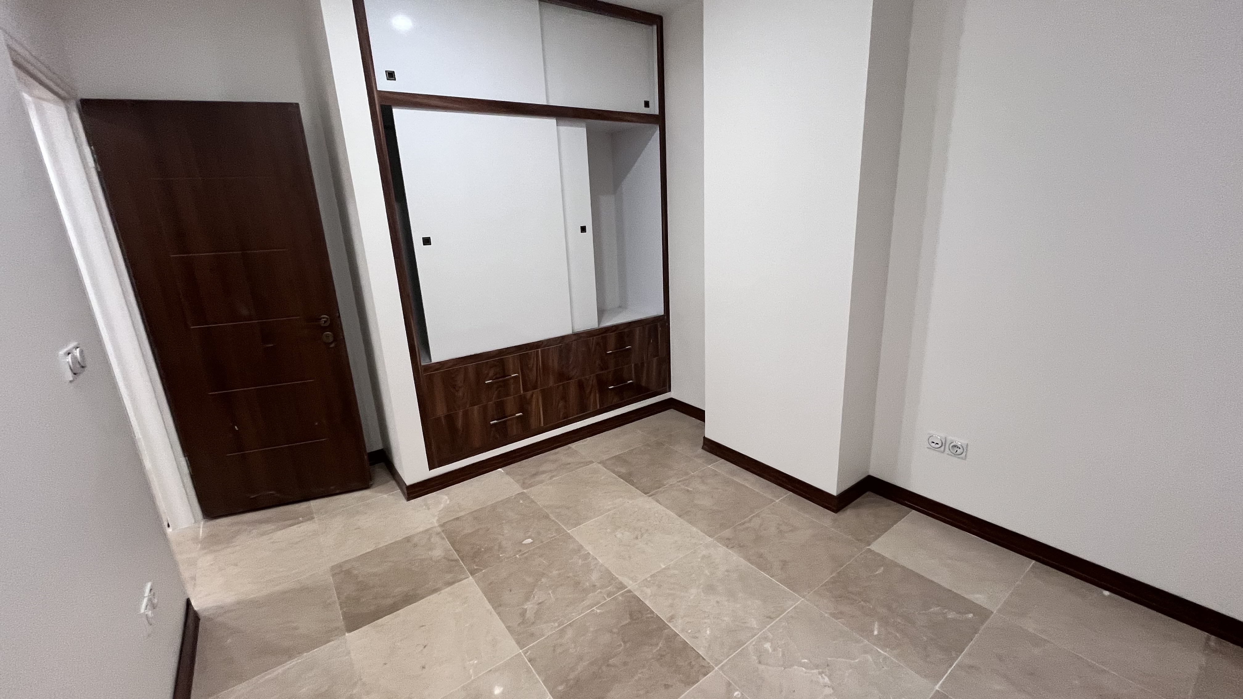 اجاره آپارتمان 135متر شمس آباد فول امکانات