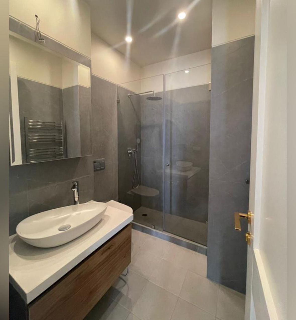 فروش آپارتمان 120 متر دیباجی تک واحدی غرق نور مستقیم