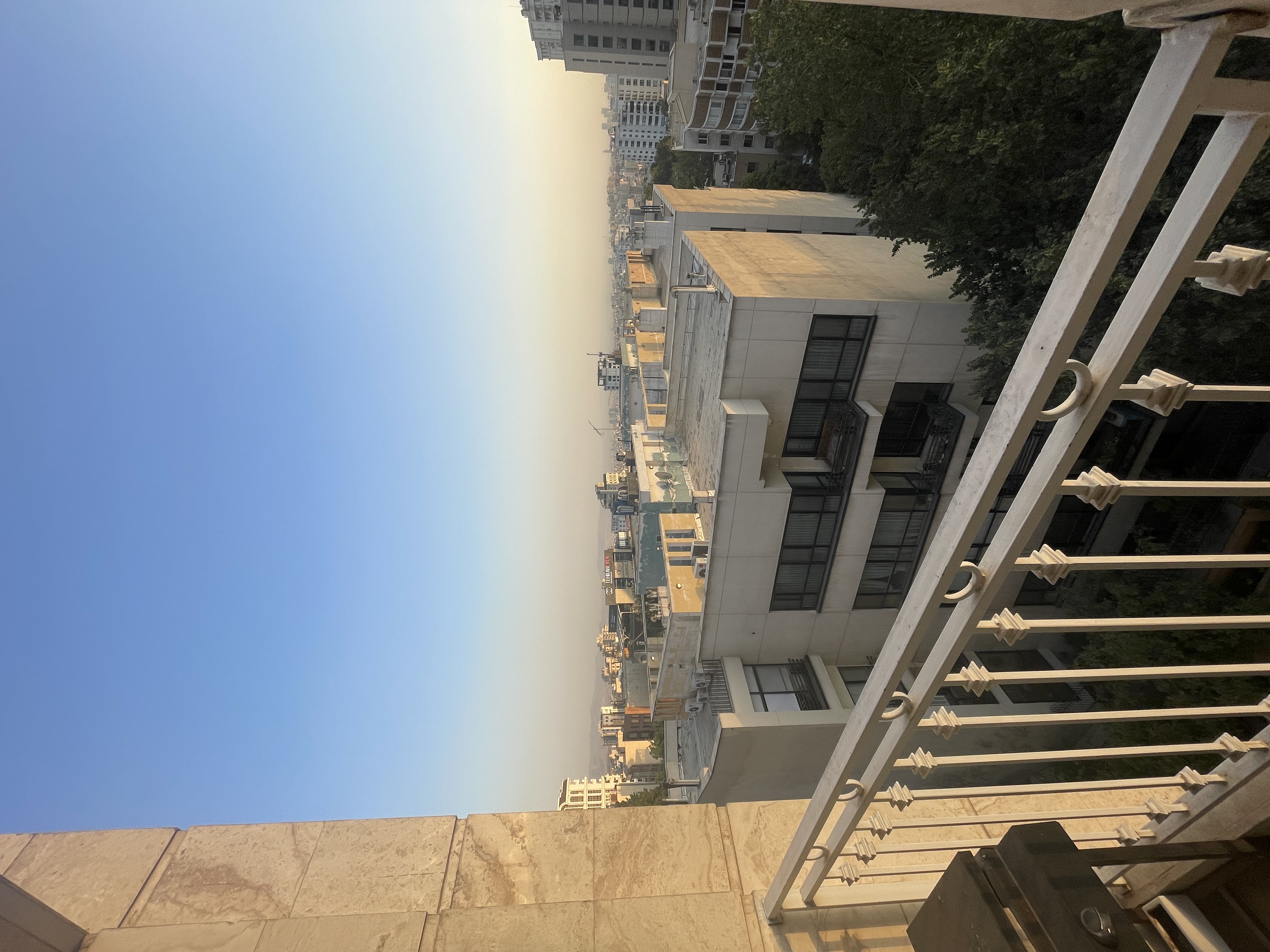 اجاره آپارتمان 135 متر نیاوران 2پارکینگه