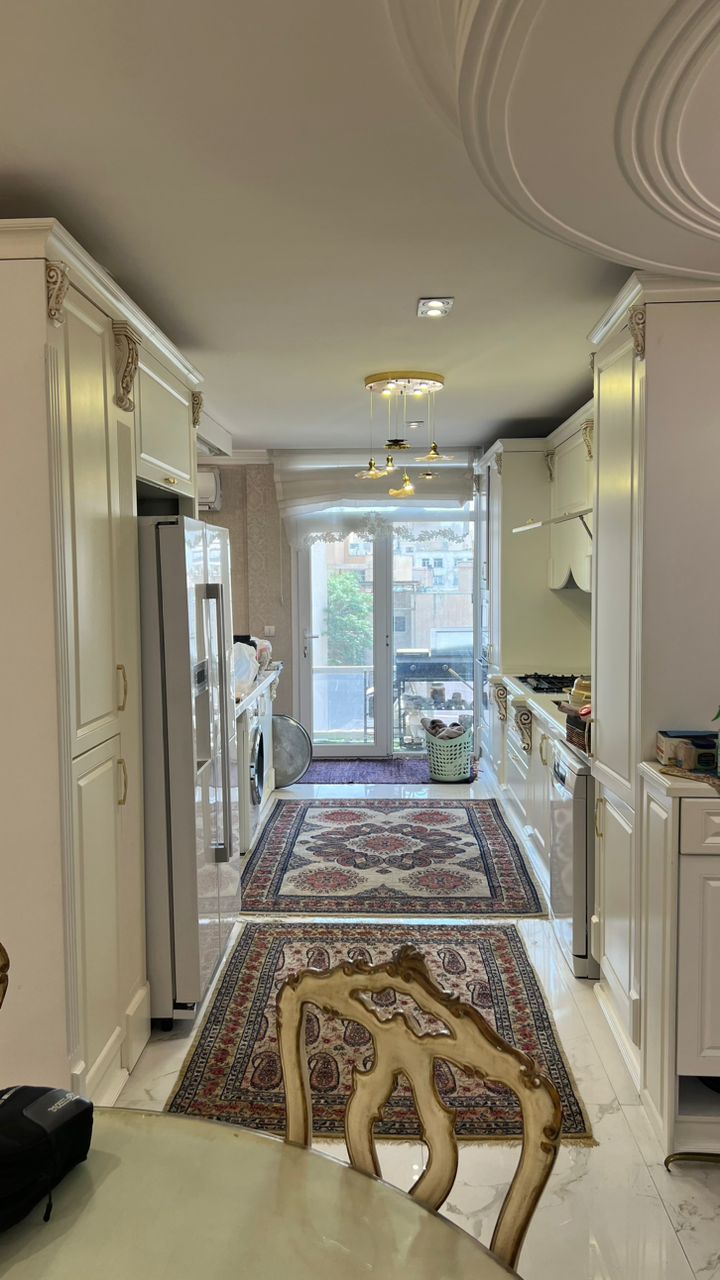 فروش آپارتمان 170 متر بازسازی شده در دیباجی