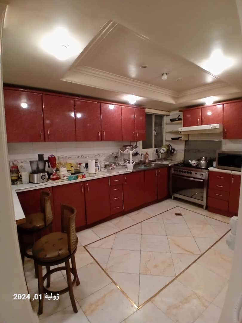 اجاره آپارتمان 180 متر نیاوران 3 خواب شمال کاخ