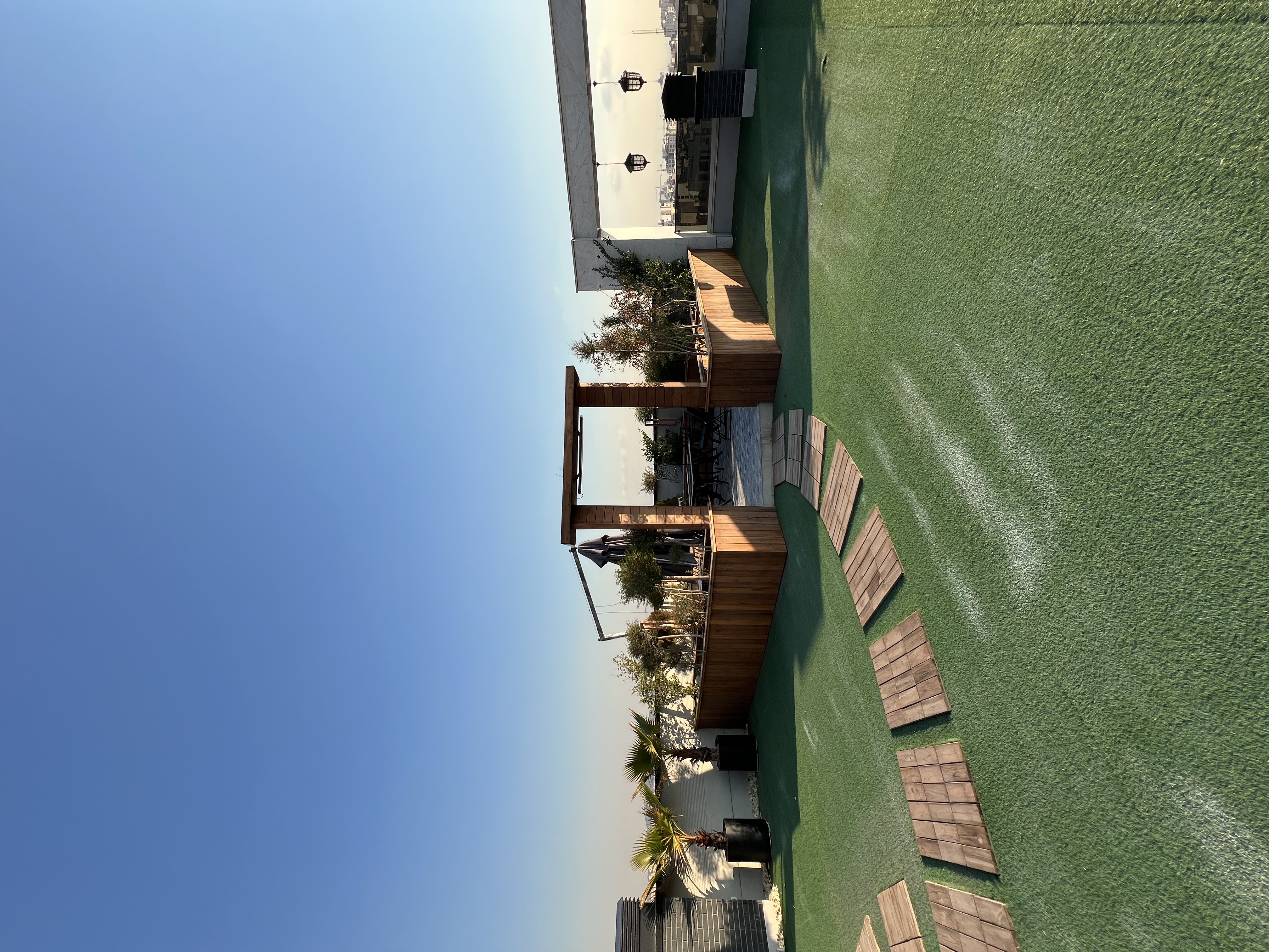 فروش اپارتمان 130 متر آپارتمان لاکچری غرق نور