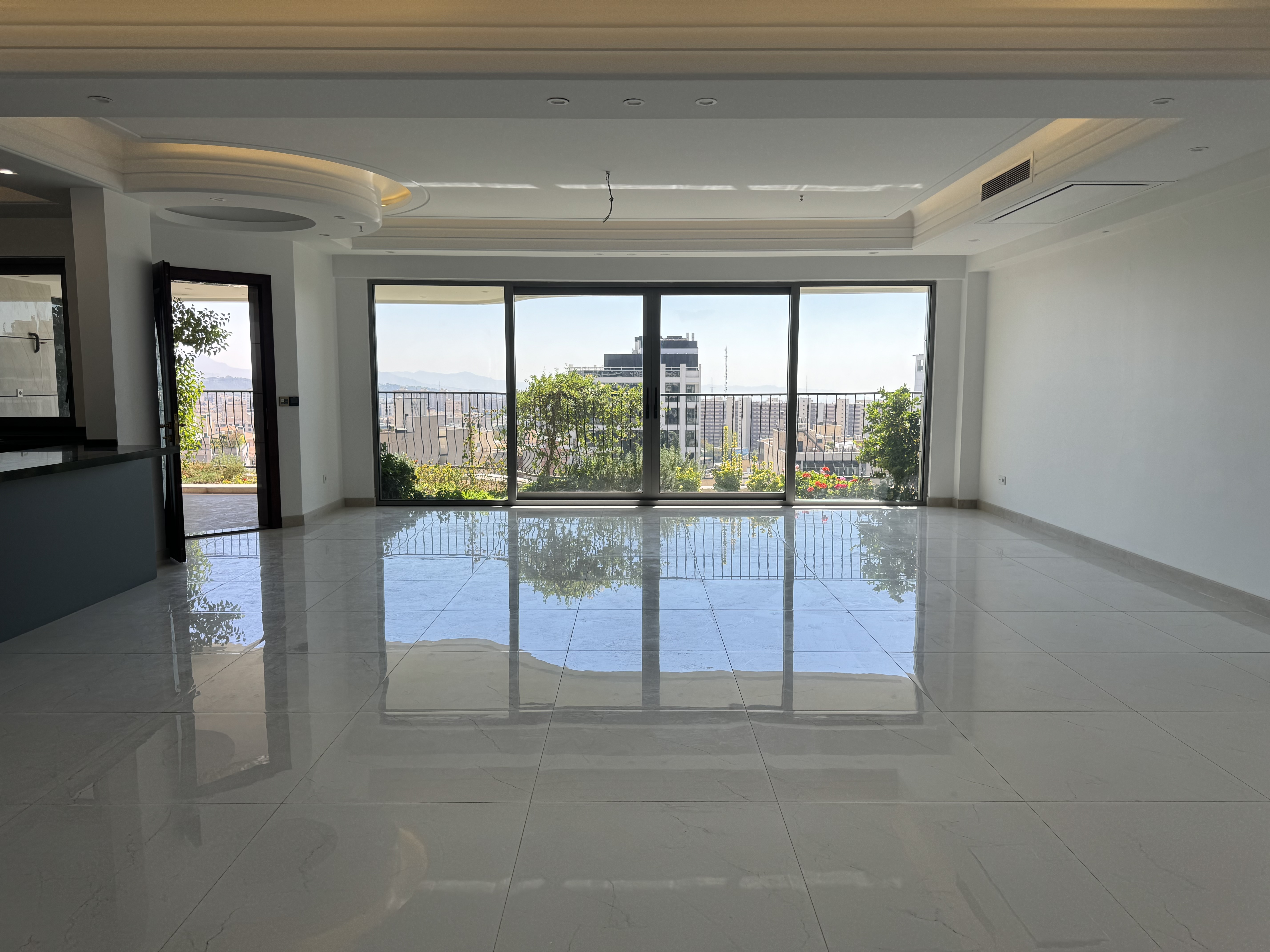 فروش آپارتمان 250 متر صاحبقرانیه