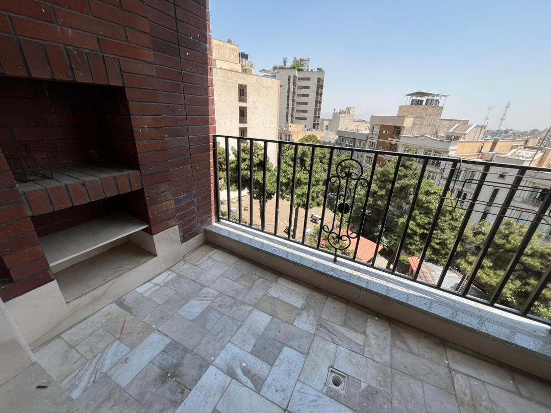 فروش آپارتمان 148متر 3خواب کیکاووس 2جهت نور مستقیم