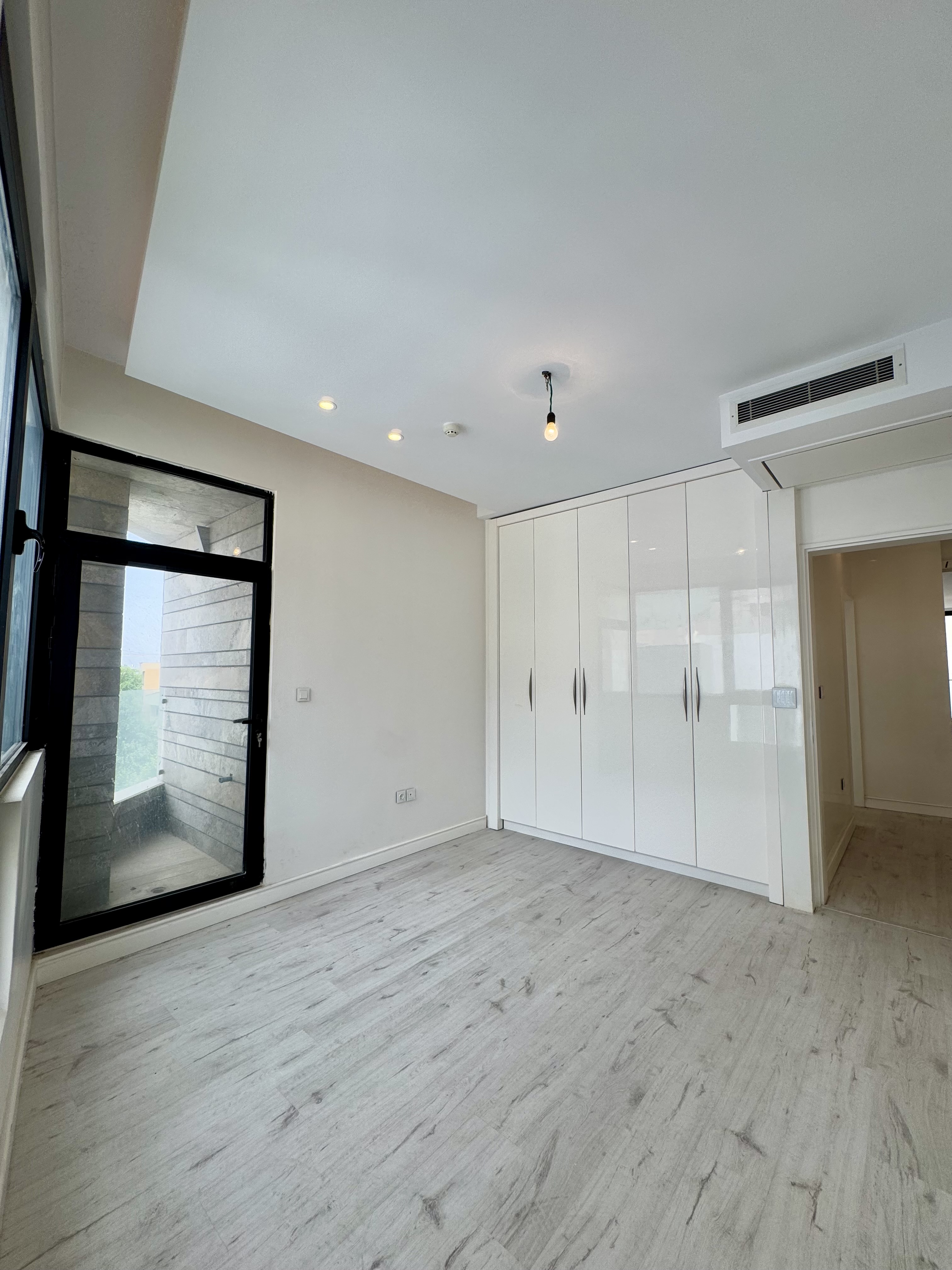 فروش آپارتمان 200 متر نیاوران تکواحدی