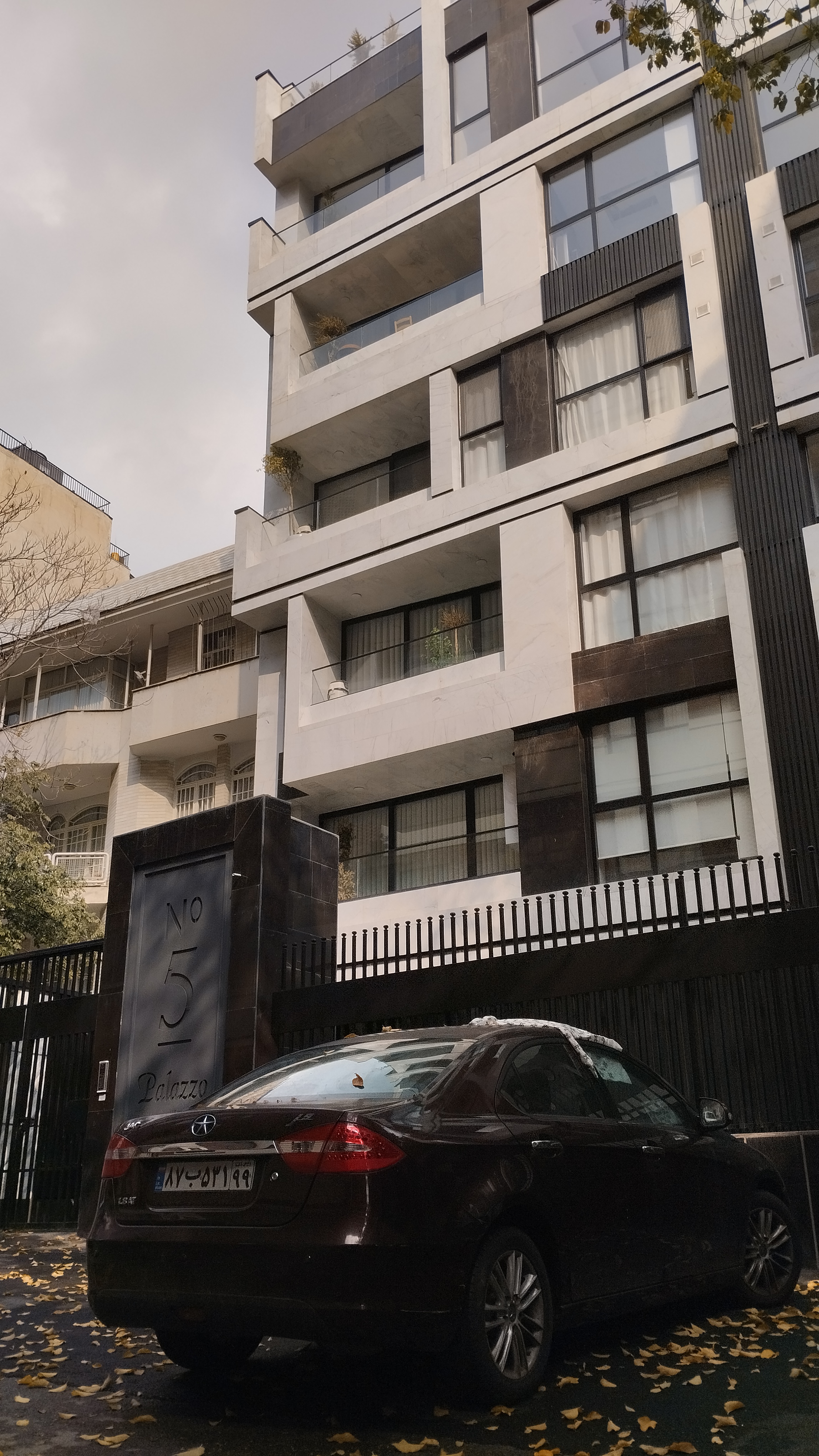 فروش آپارتمان 140 متر شمال کاخ نیاوران 3 خواب مدرن