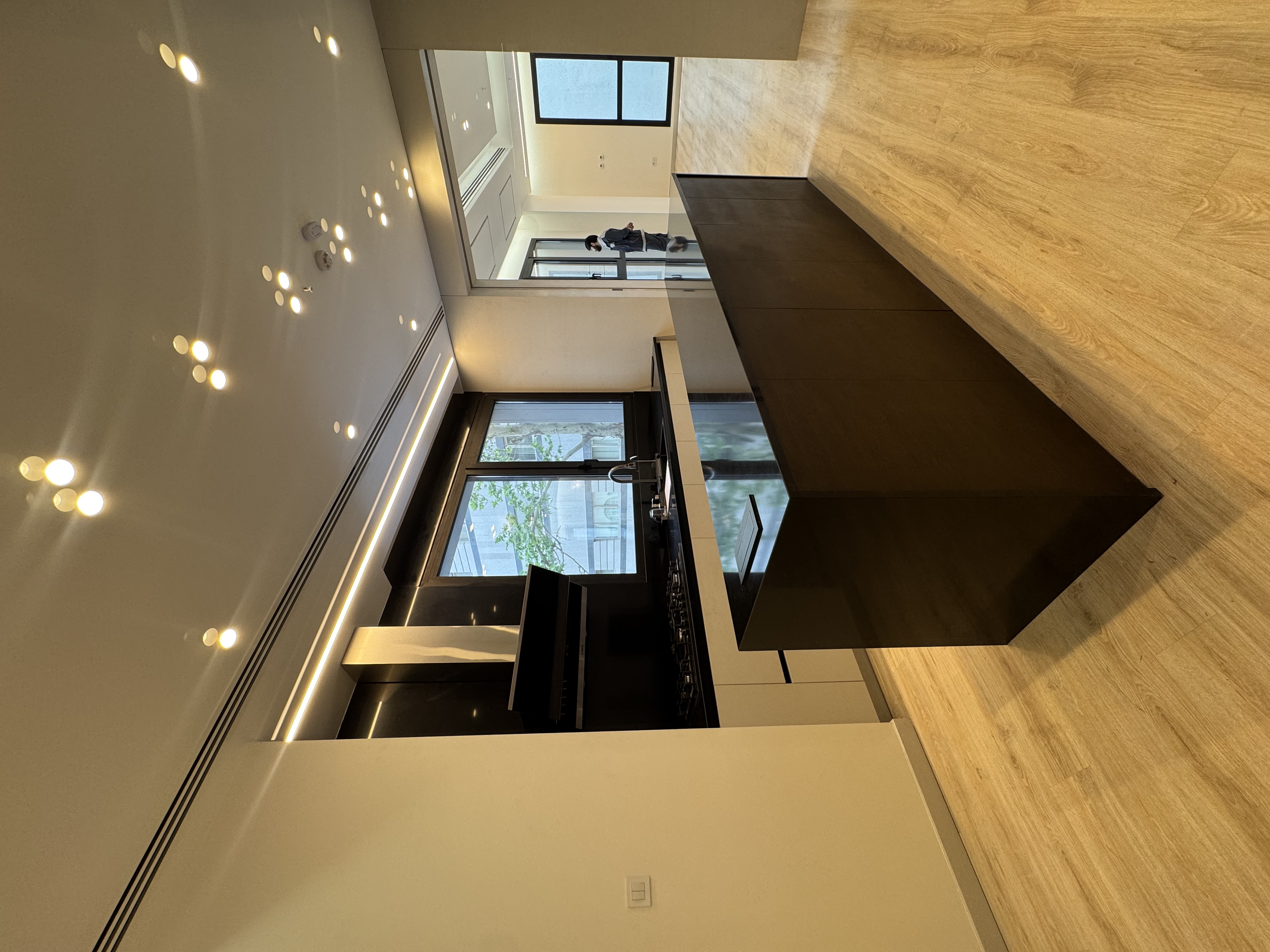 فروش آپارتمان 280 متر نیاوران 4مستر