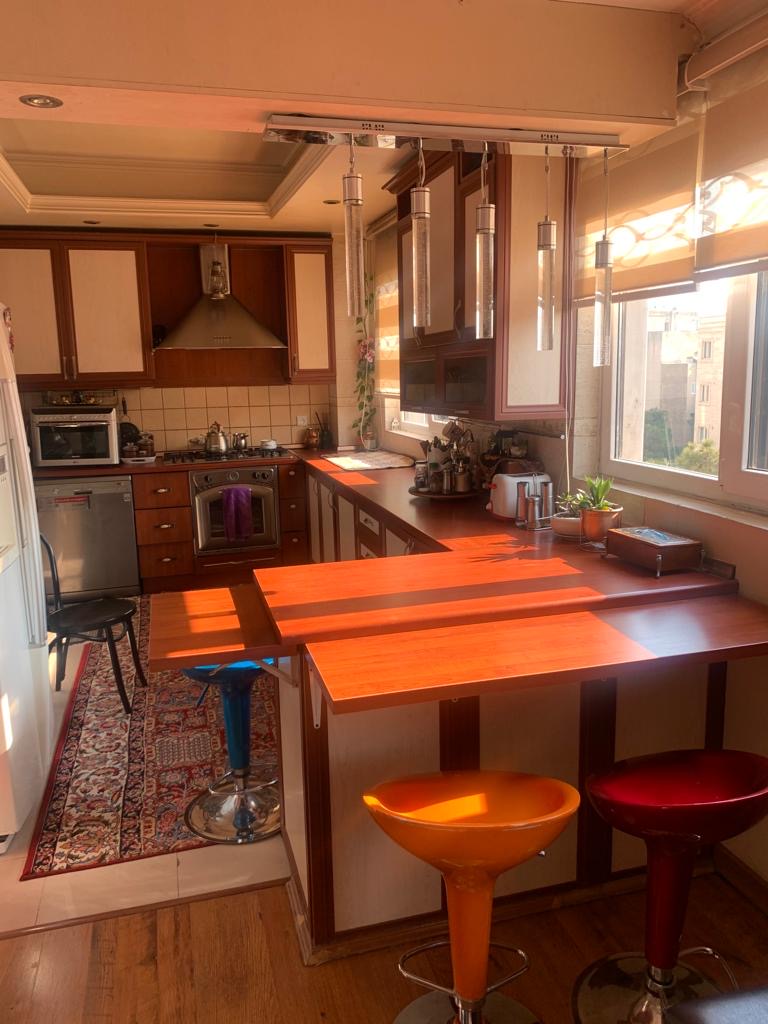 فروش آپارتمان 110 متر دیباجی غرق نور تاپ لوکیشن