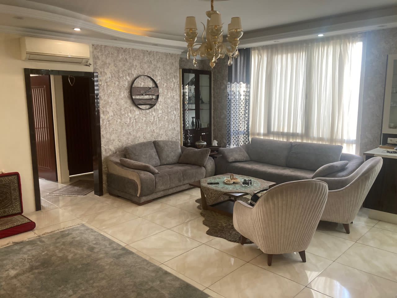 اجاره آپارتمان 78 متر دردشت فول تکواحدی ویو میدان