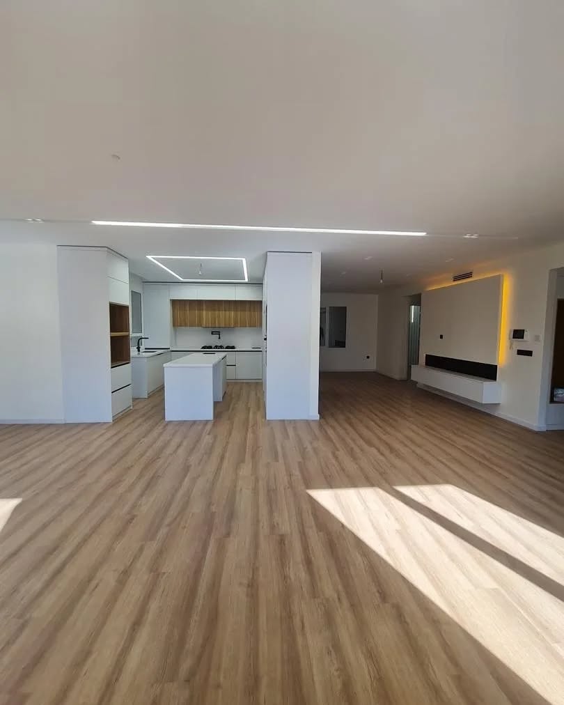 فروش آپارتمان 180متر فرمانیه ویو ابدی و بدون مشرف