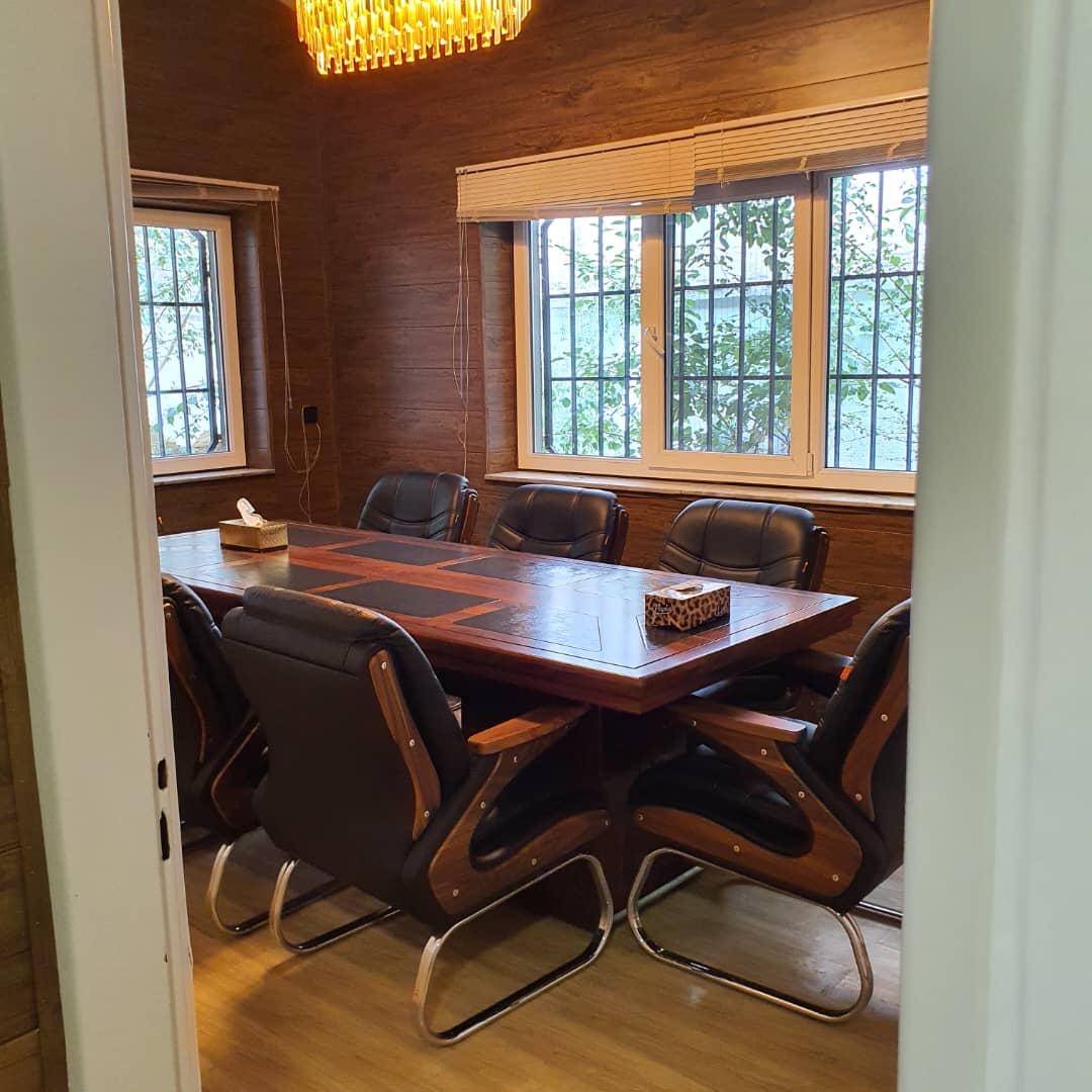 700 متر نیاوران باسازی شده