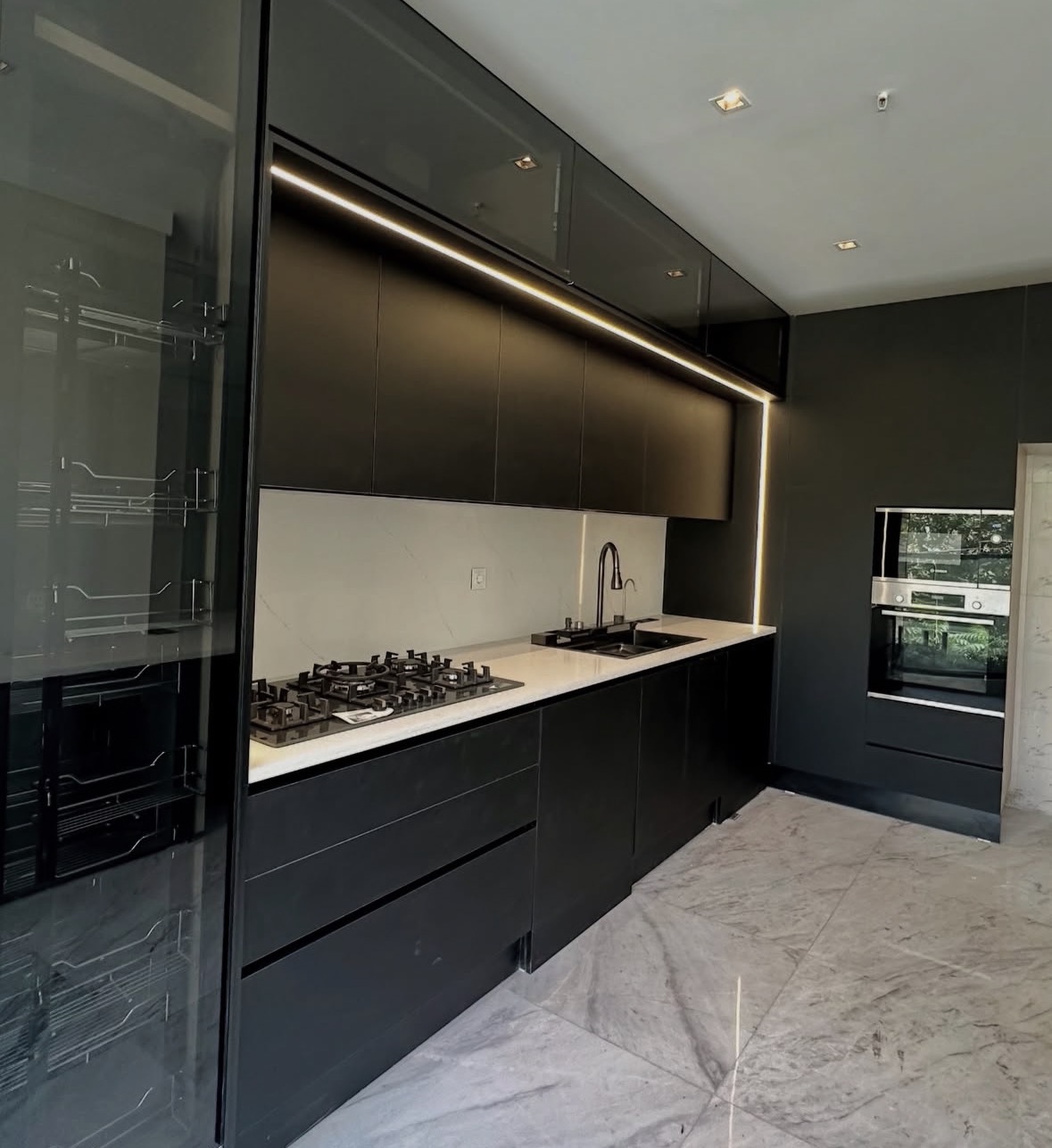 فروش آپارتمان 95 متر دولت نور جنوب 2 پارکینگ پلان مهندسی