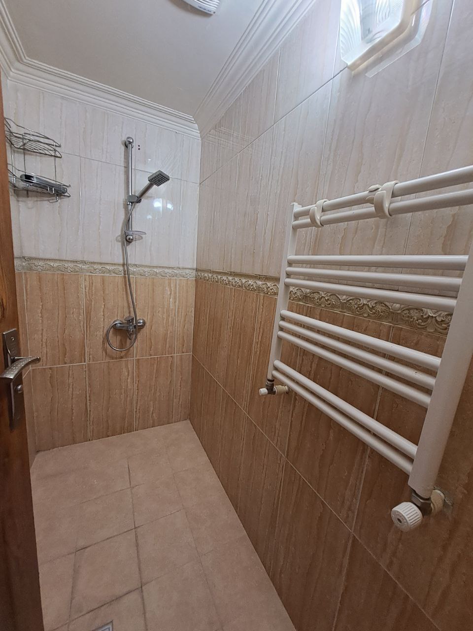فروش آپارتمان 110متر نارمک فول امکانات