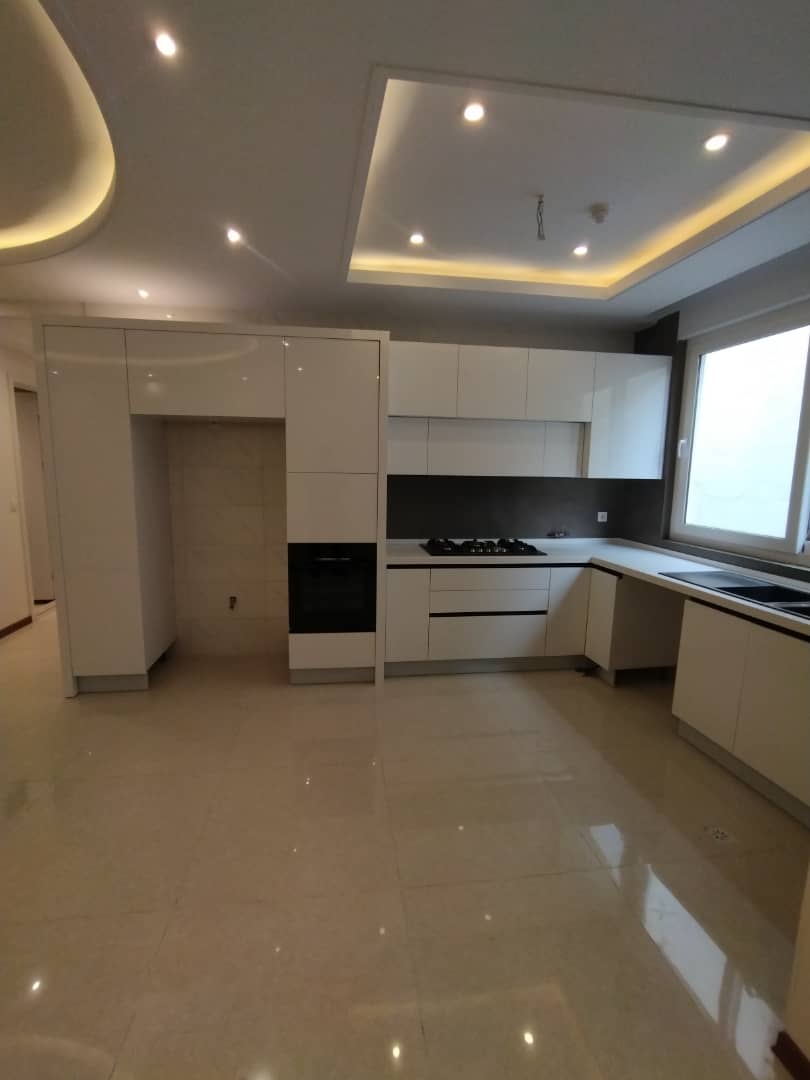 فروش آپارتمان 90 متر دولت نور مستقیم