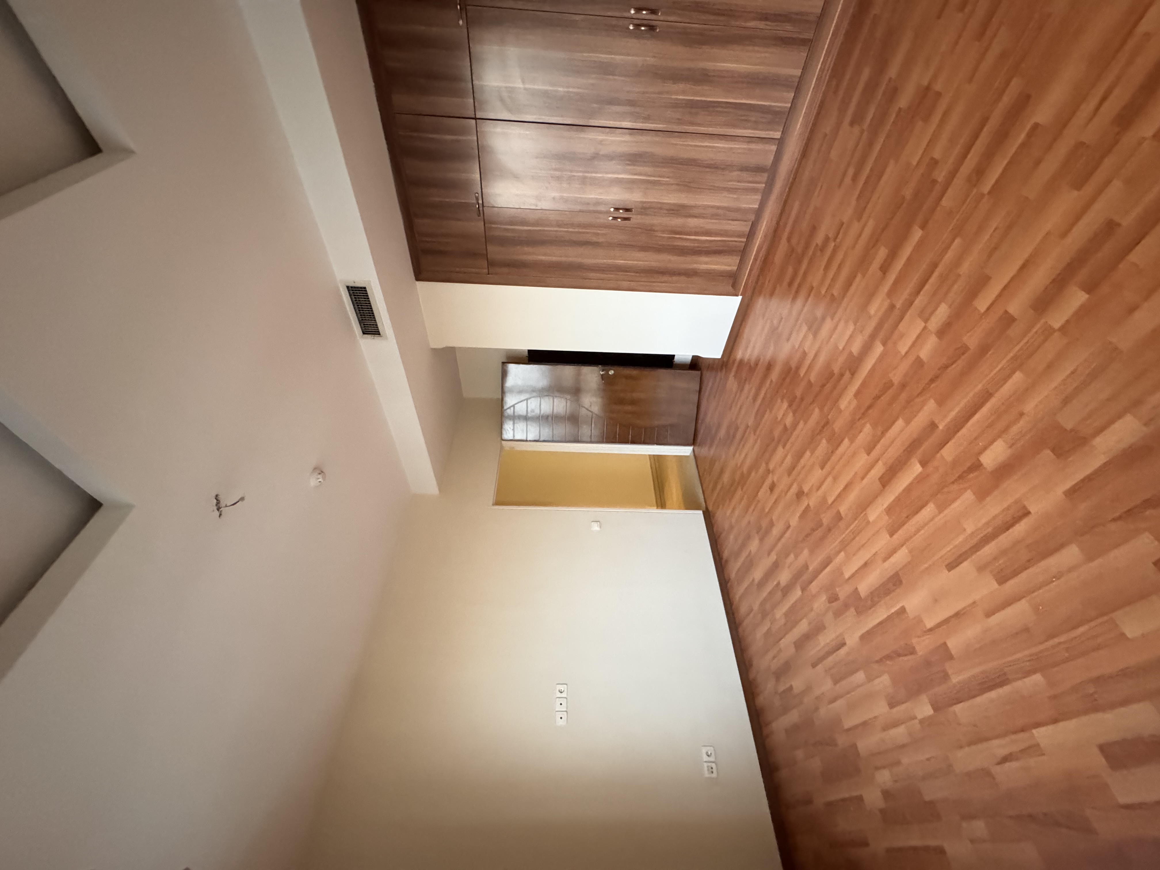 اپارتمان 170 متر مشاعات