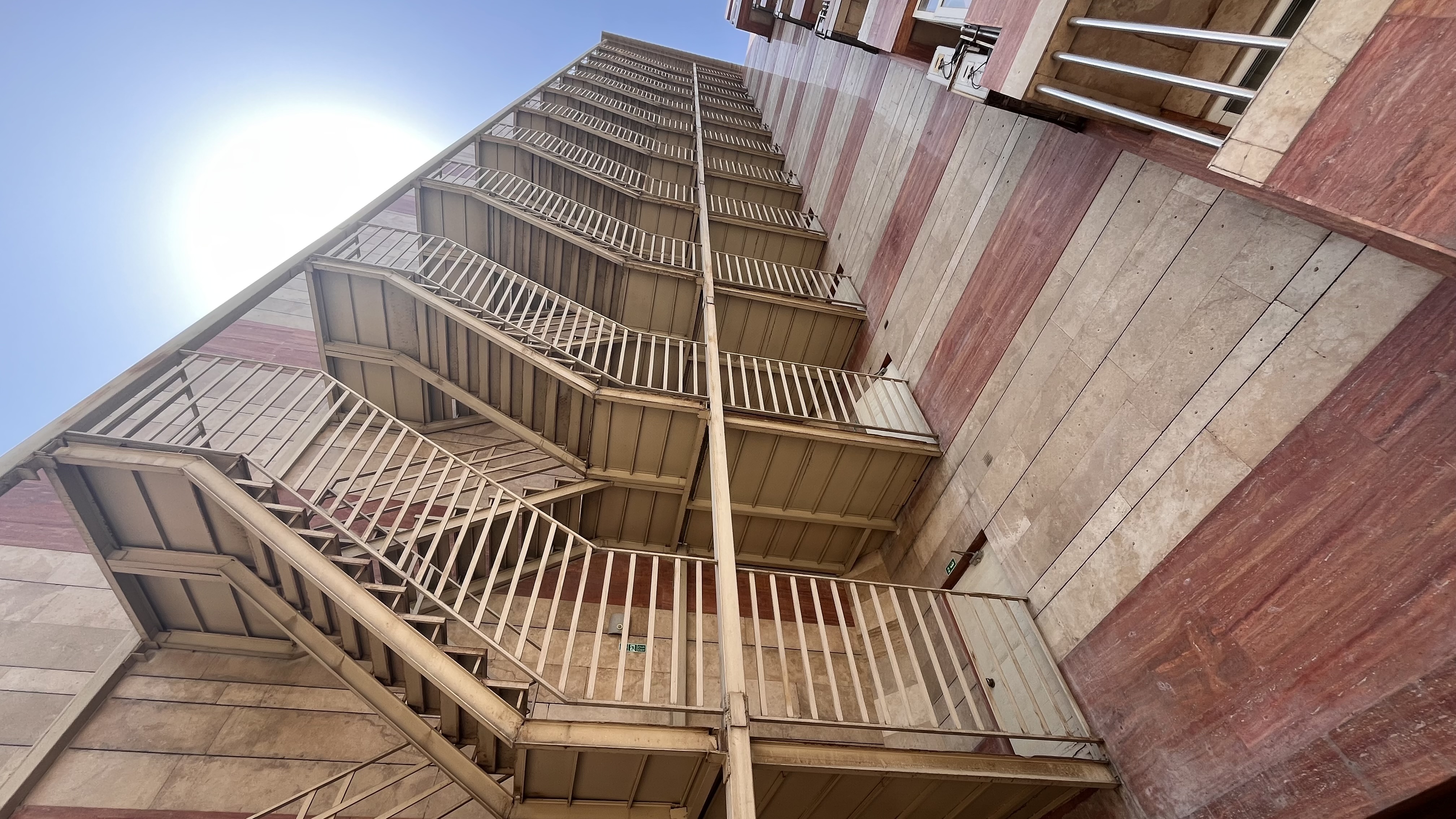 اجاره آپارتمان 150متر هروی فول امکانات