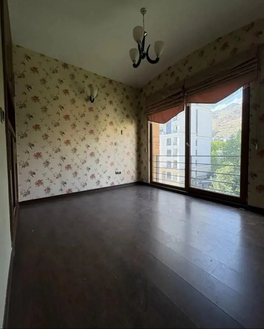 فروش آپارتمان 180 متر کامرانیه دید مشجر