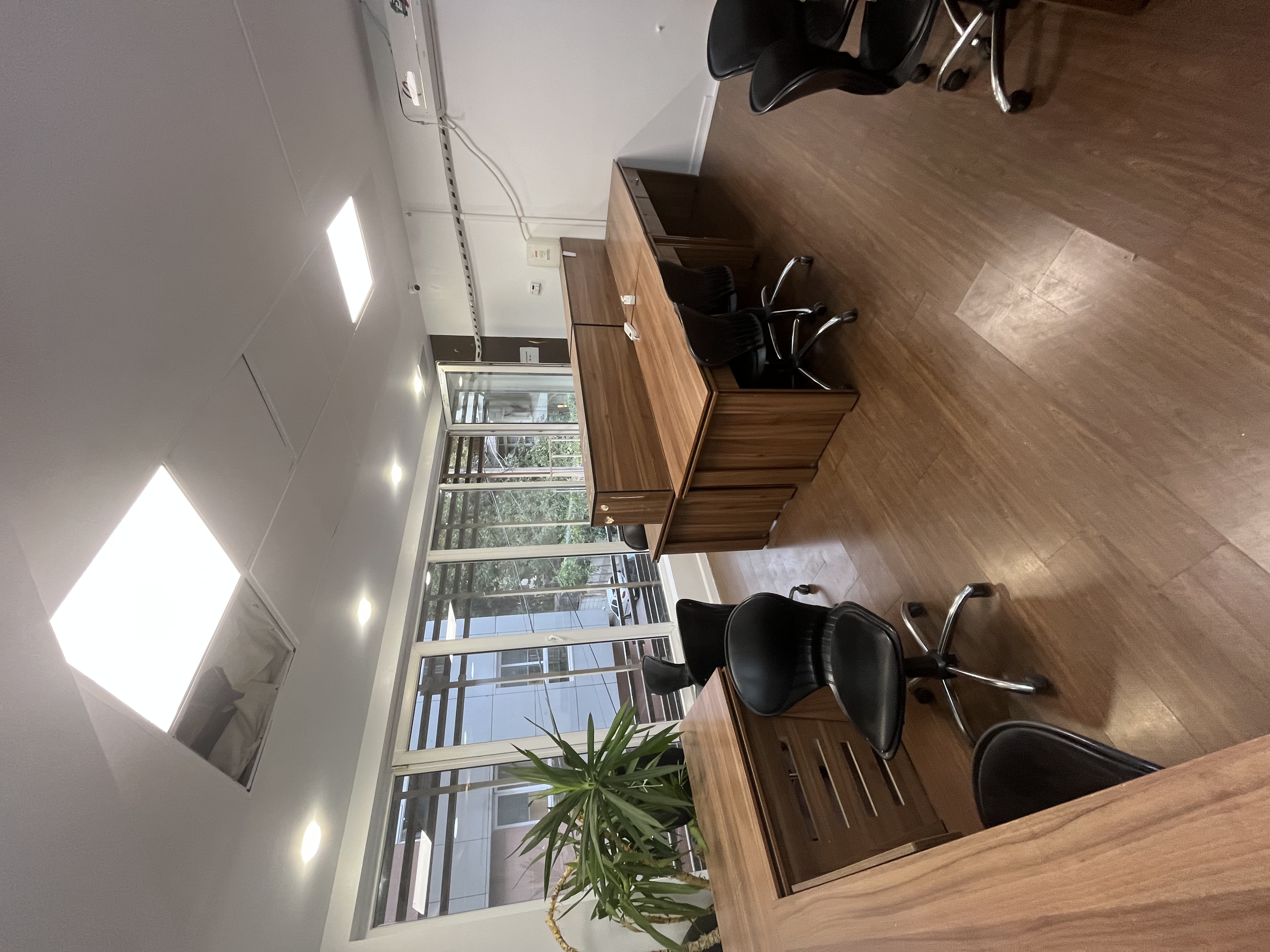 اجاره اداری 110 متر نیاوران