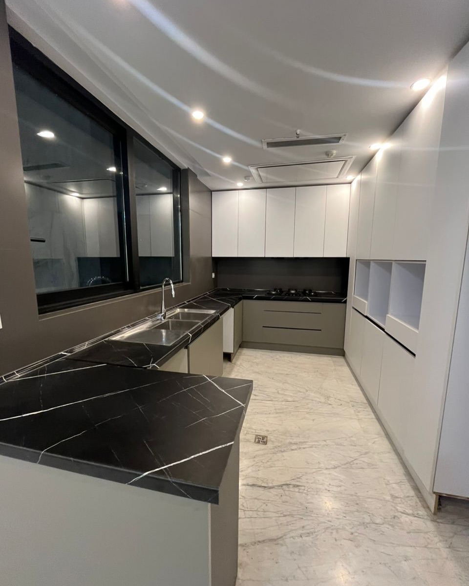 فروش آپارتمان 145 متر قیطریه برج فول مشاعات