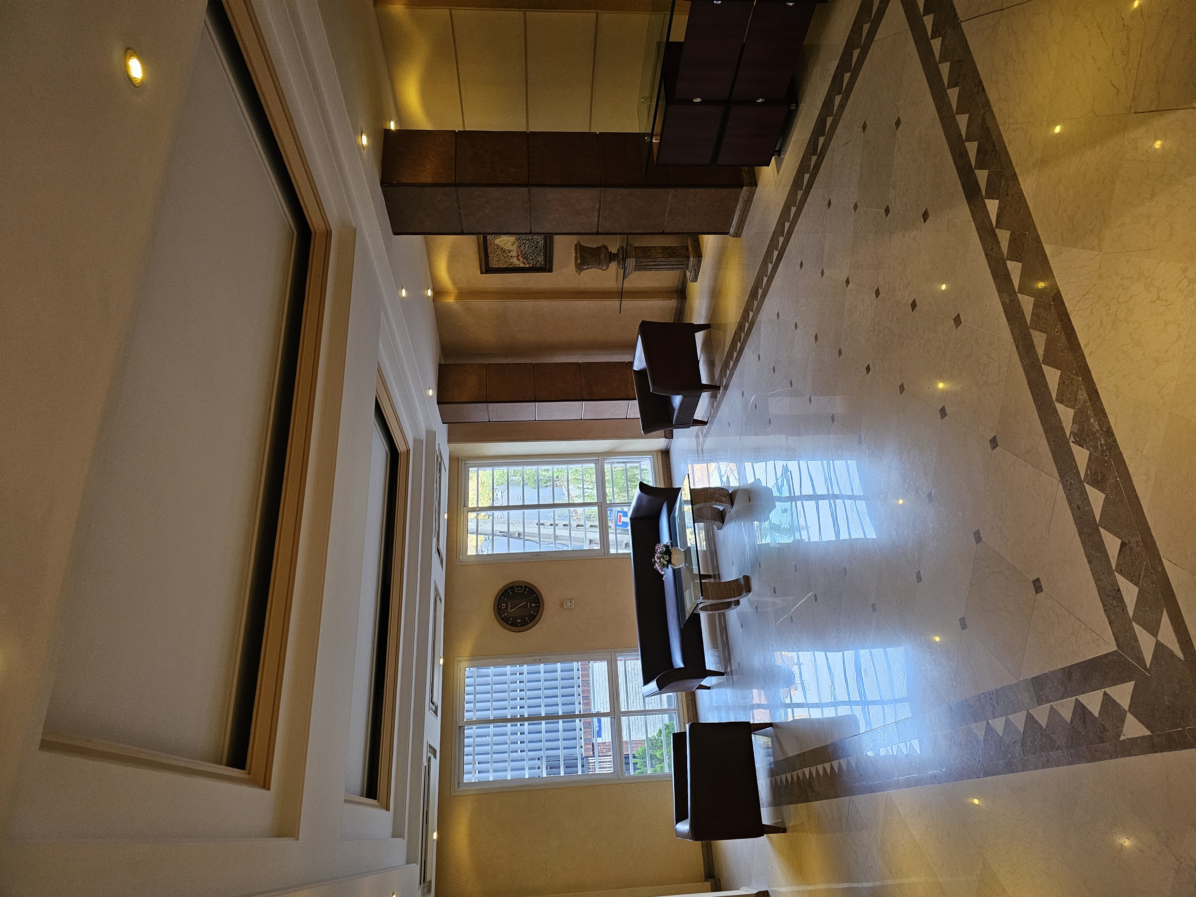 اجاره آپارتمان 71 متر نیاوران مرجان