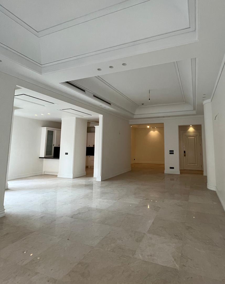 فروش اپارتمان 200 متر اندرزگو برج باغ بى نظير