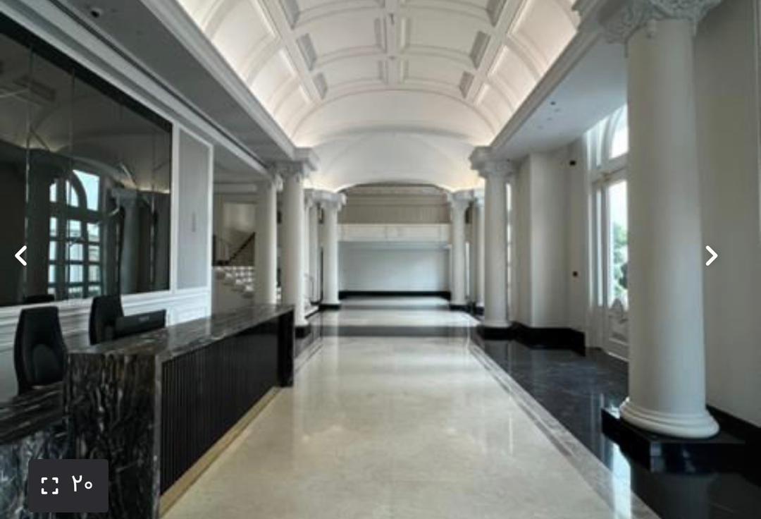 فروش آپارتمان فرمانیه 200 متر 3 خواب برج باغ