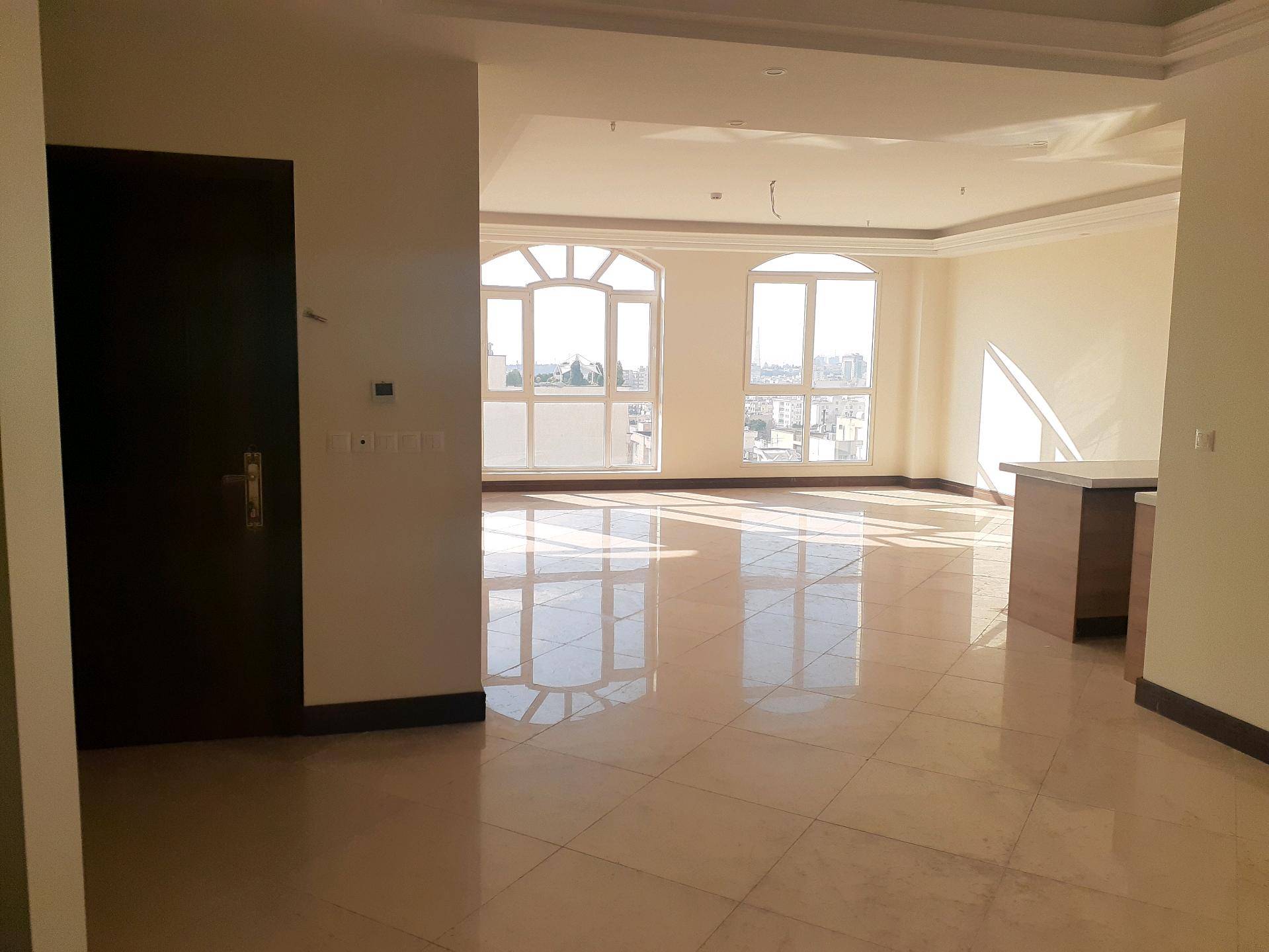 فروش آپارتمان 155 متر درب دوم 2پارکینگ فول امکانات