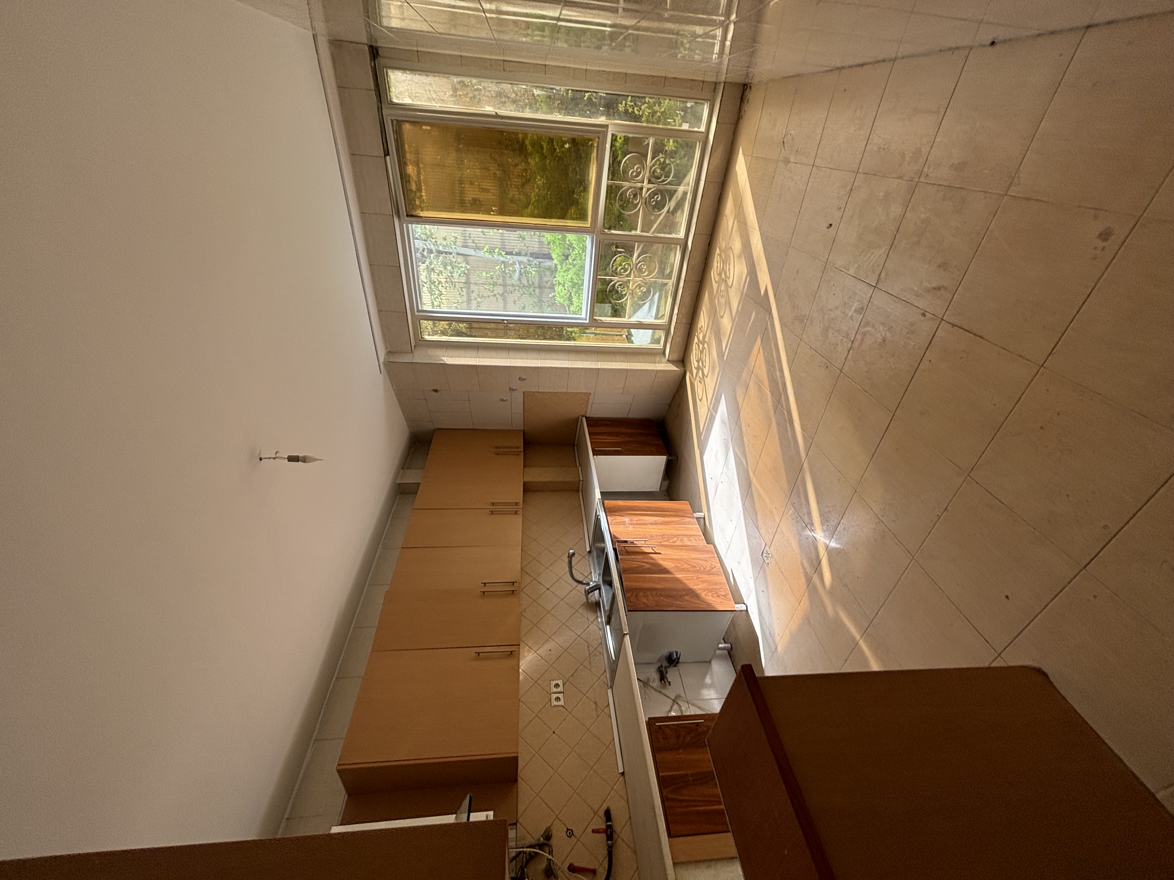 فروش اپارتمان 135متر دو خواب فول امکانات به قیمت سرمایه گذار