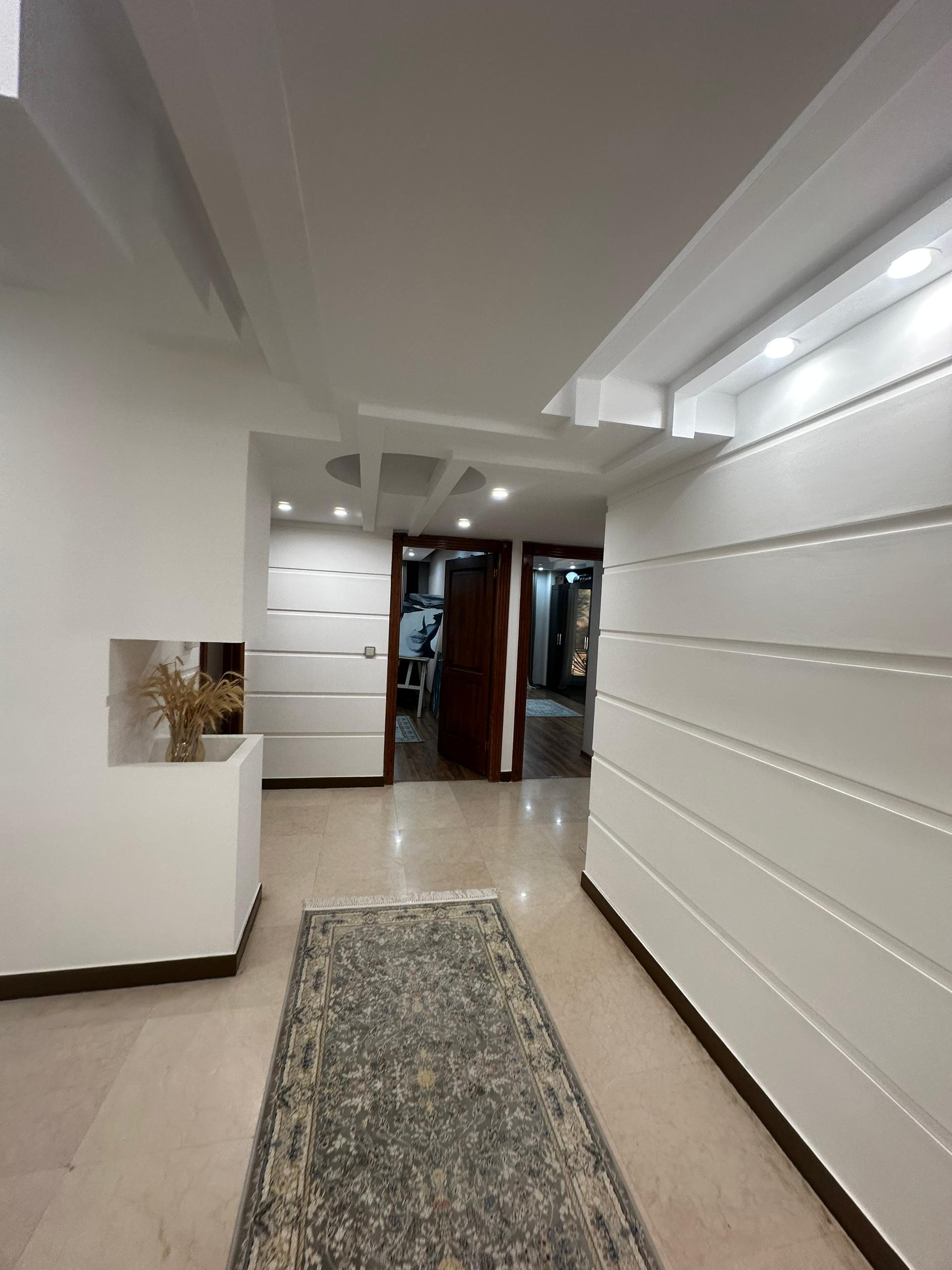 فروش آپارتمان 270 متر نیاوران طبقه هفتم فول مشاعات