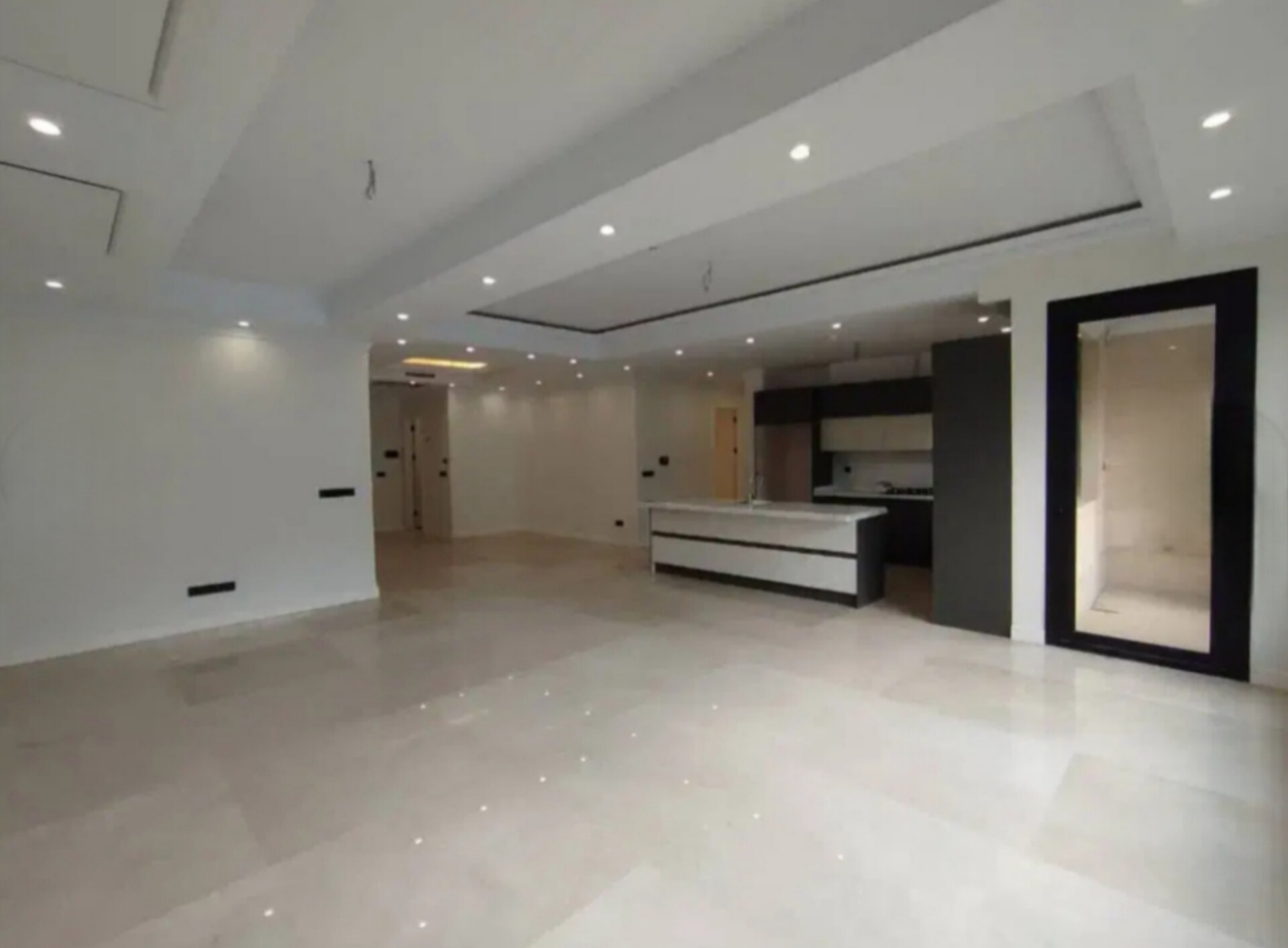 فروش آپارتمان 160 متر قیطریه کلید نخورده نور عالی (چند قدمی پارک قیطریه)