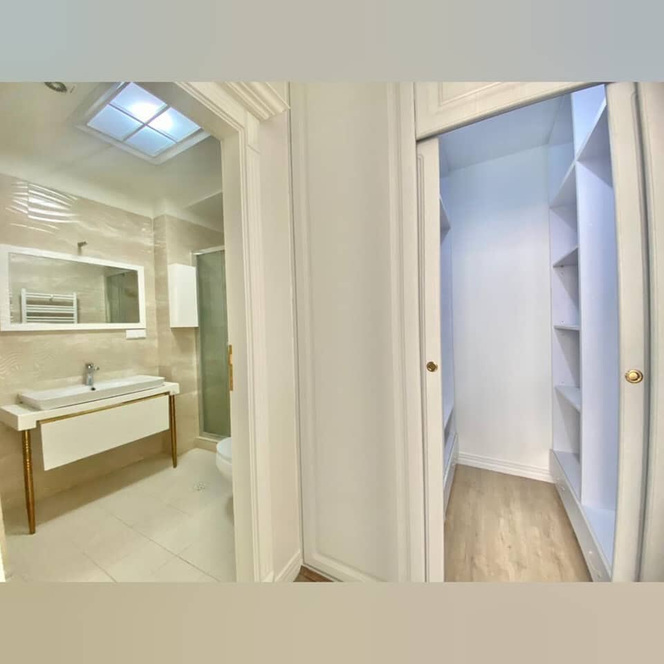 اجاره آپارتمان 215 متر نیاوران ویو شهر