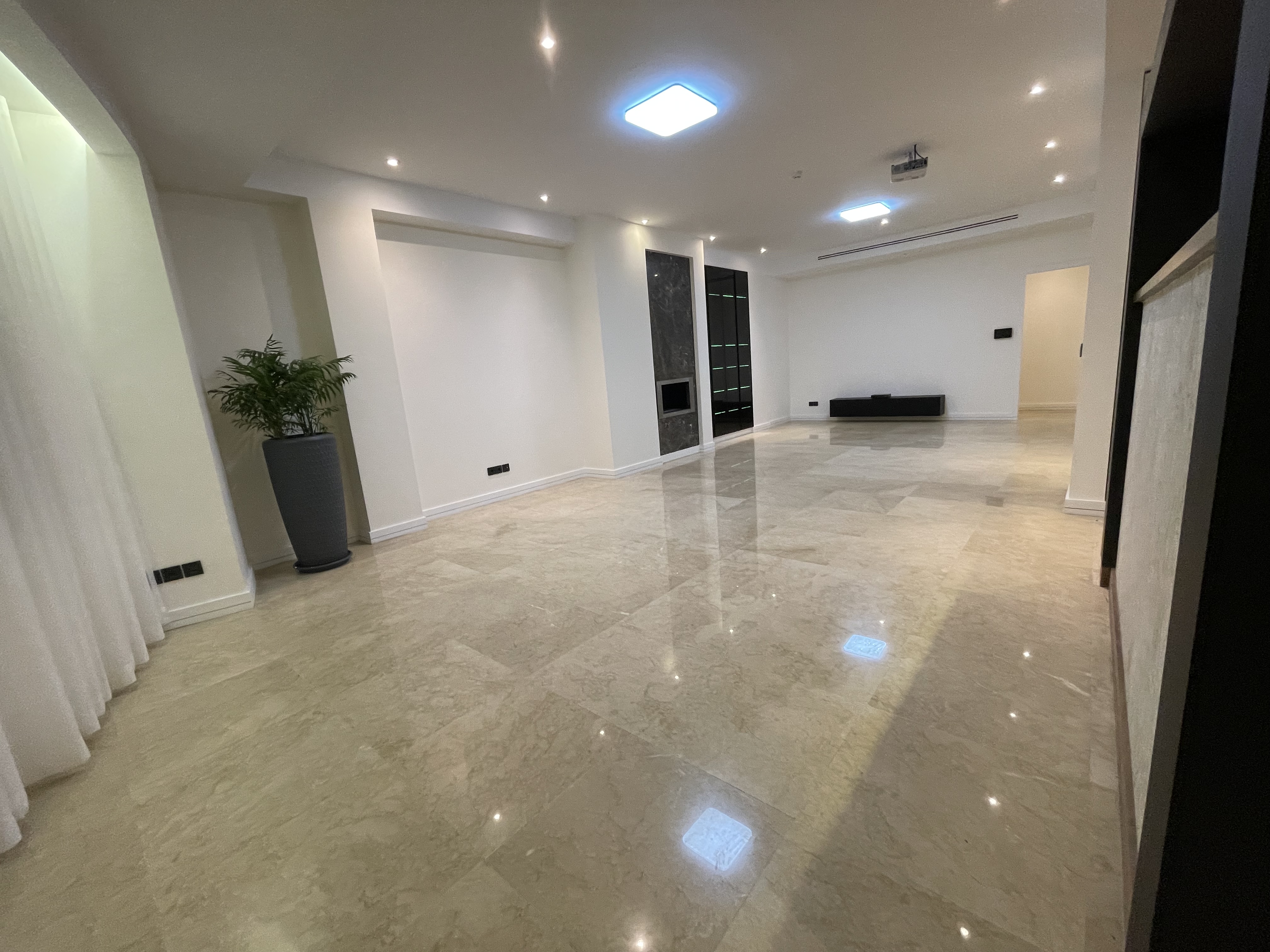 فروش آپارتمان 125متر اقدسیه 2پارکینگ