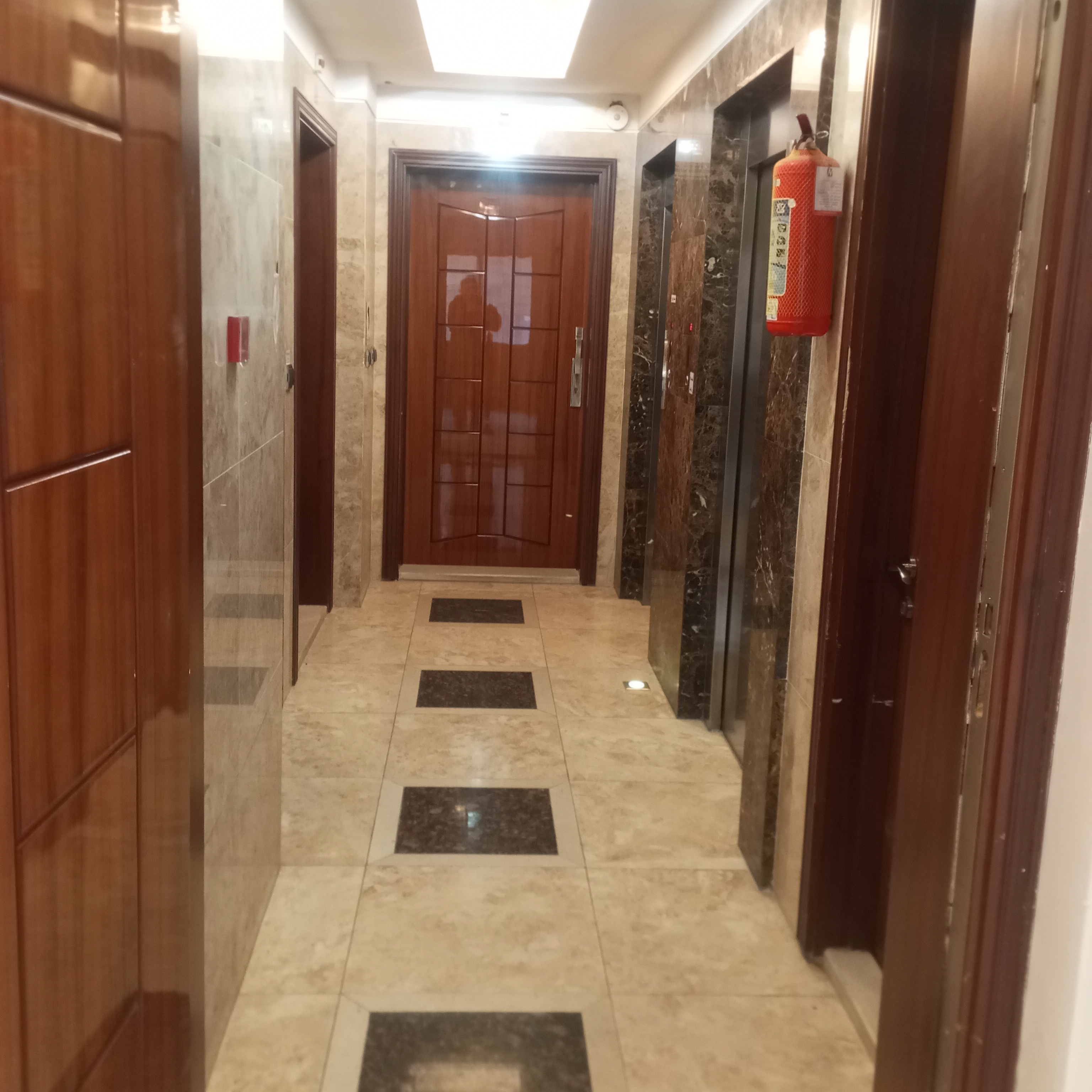 اجاره آپارتمان 69 متر فول امکانات بر ظفر