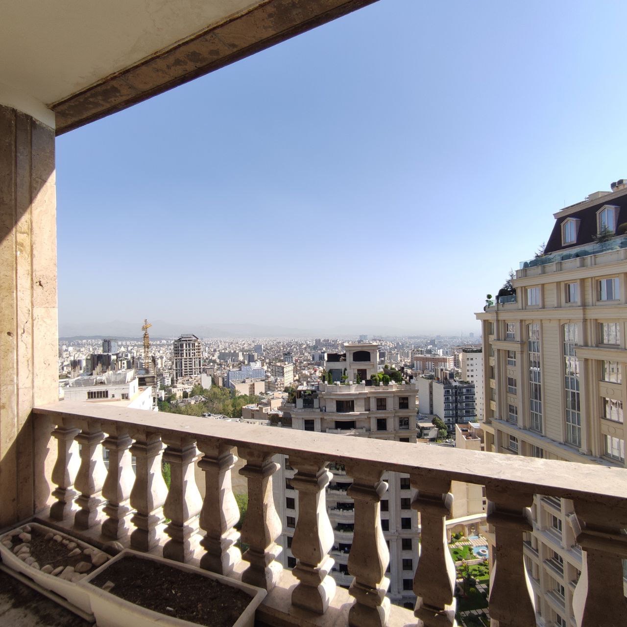 اجاره آپارتمان 330 متر نیاوران
