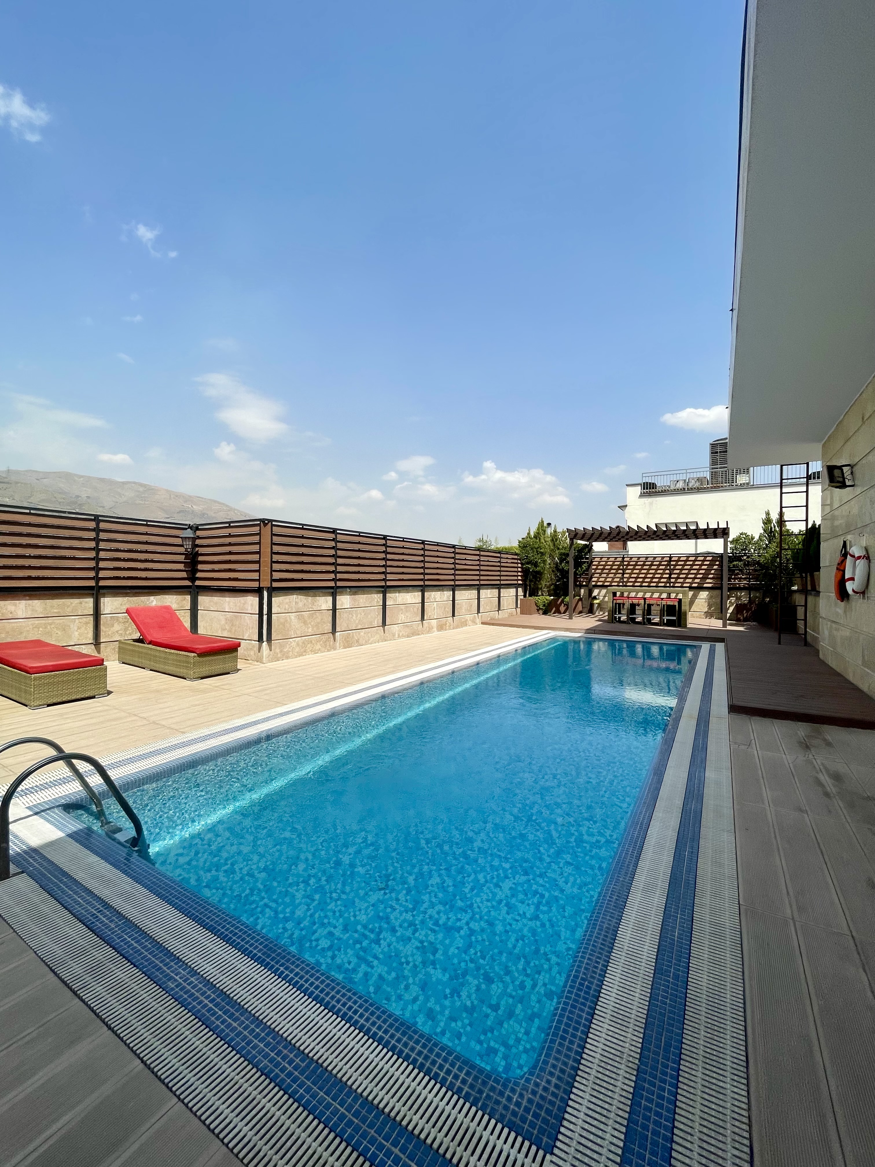 اجاره آپارتمان 175متر اقدسیه 3خواب