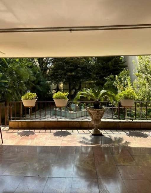 فروش 140 متر آپارتمان قلب دیباجی خوش نقشه نورگیر