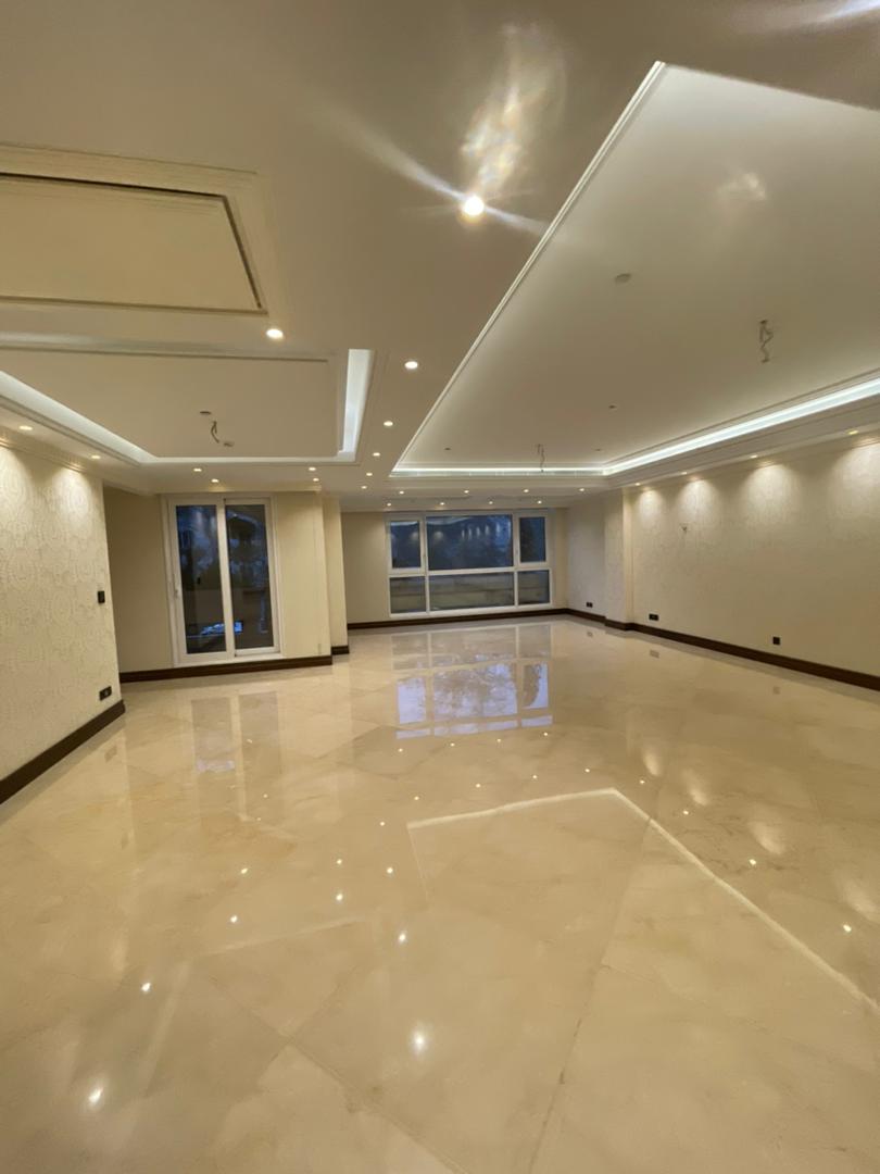 فروش آپارتمان  265متر فرمانیه 4 خواب تک واحدی نور جنوب