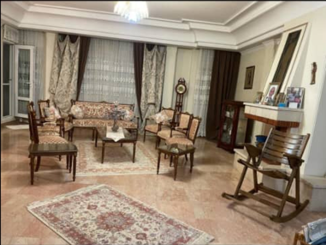 فروش آپارتمان 145 متر دروس آفتابگیر مناسب سرمایه گذاری