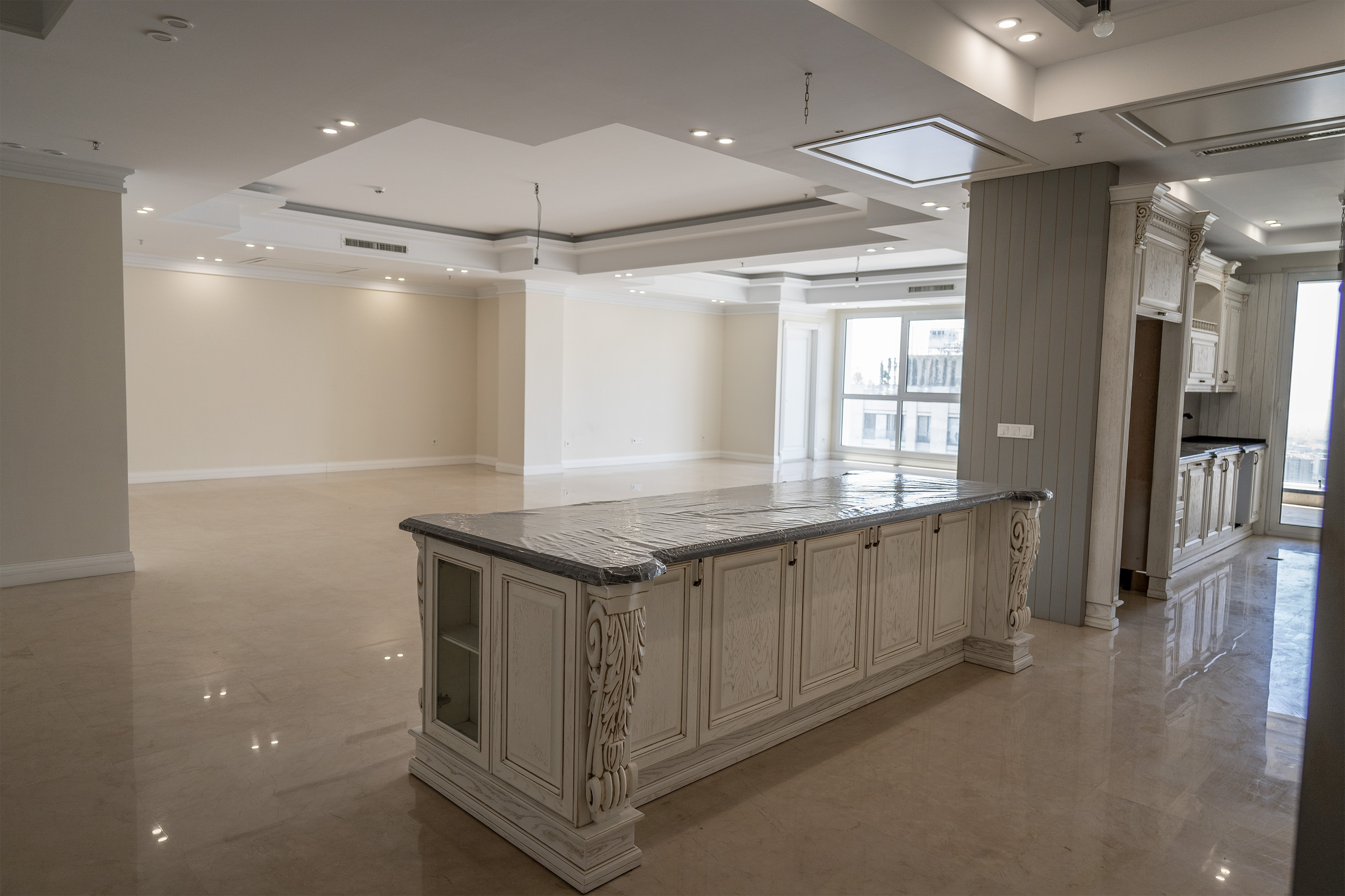 فروش آپارتمان 350 متر صاحبقرانیه فول مشاعات