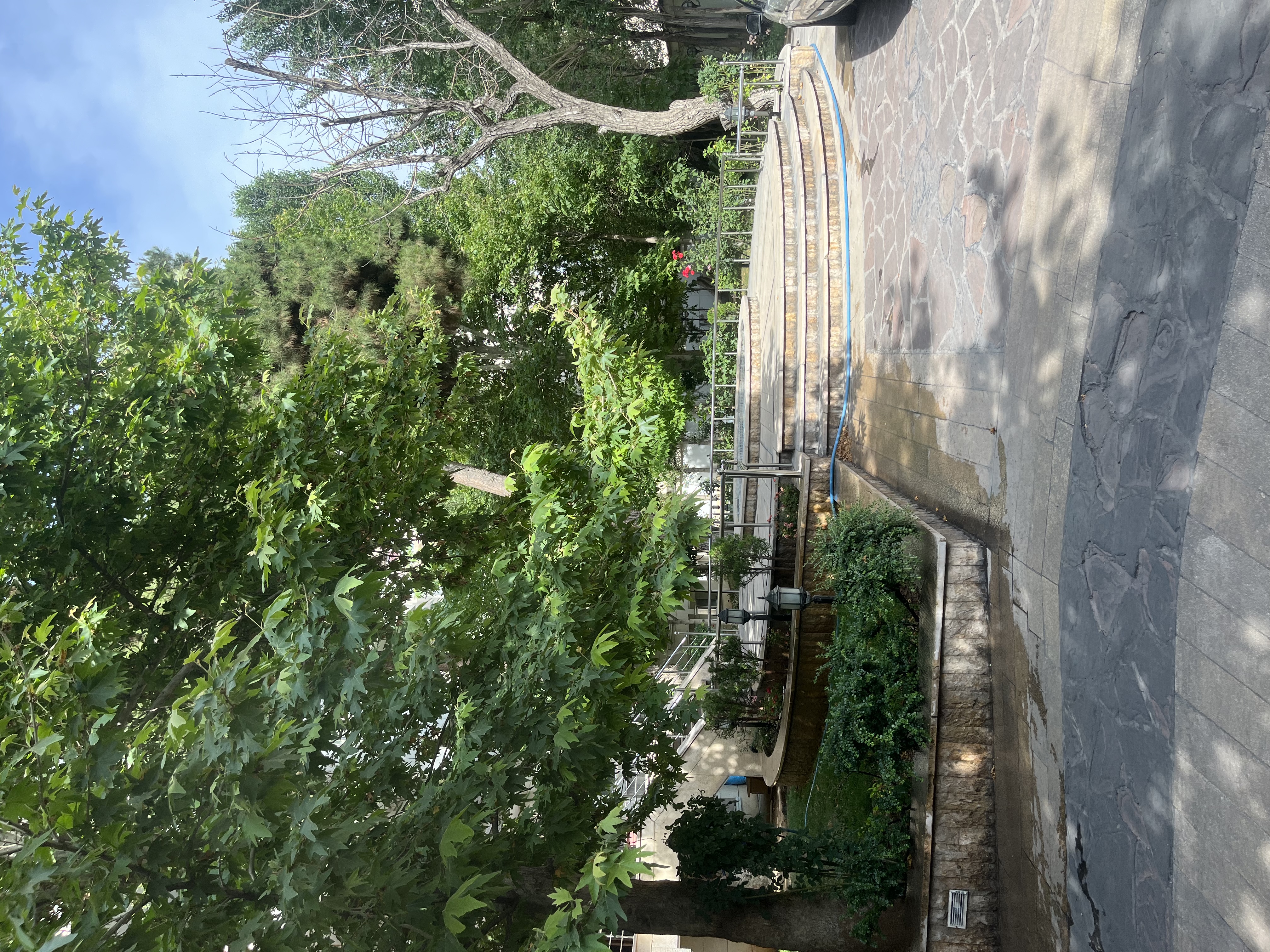 فروش آپارتمان 130 متر اندرزگو