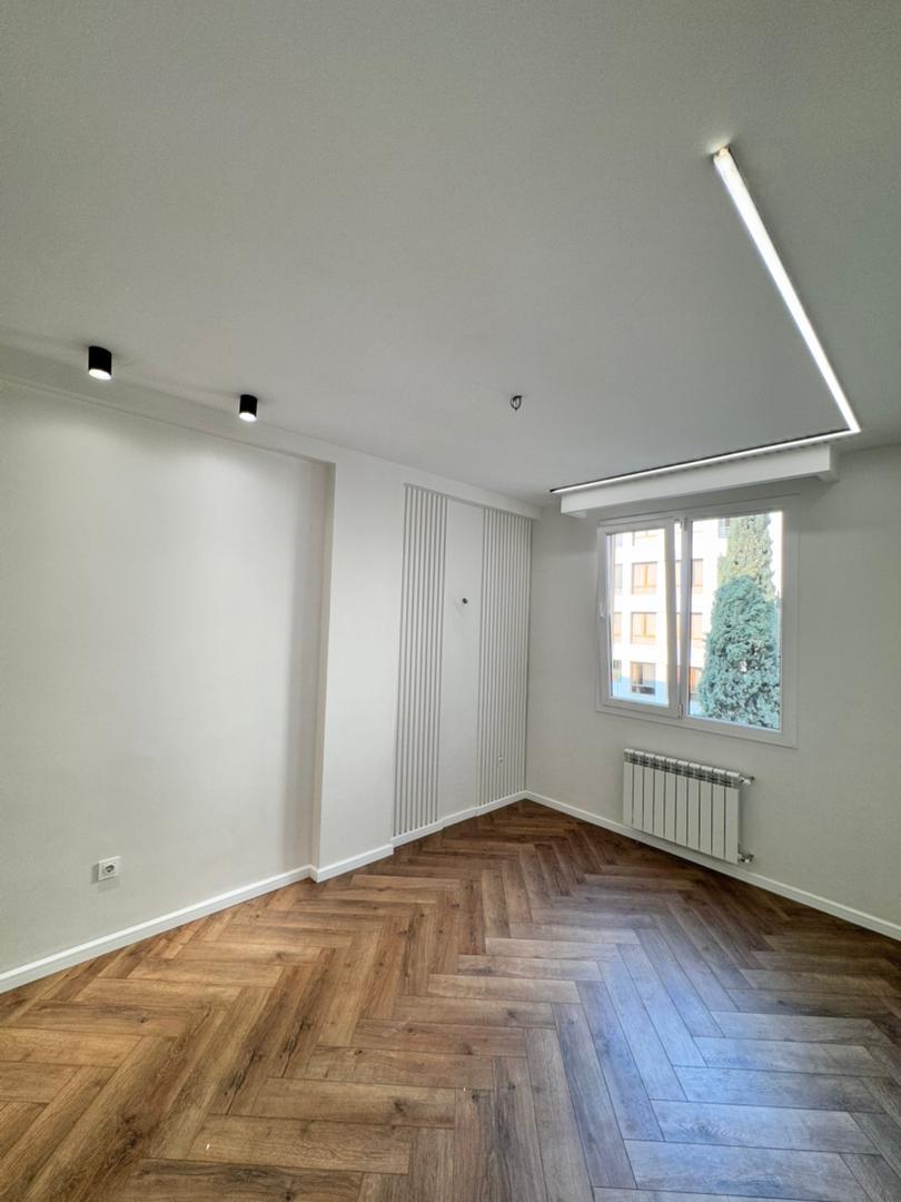 فروش آپارتمان 175 متر دروس تاپ لوکیشن غرق نور