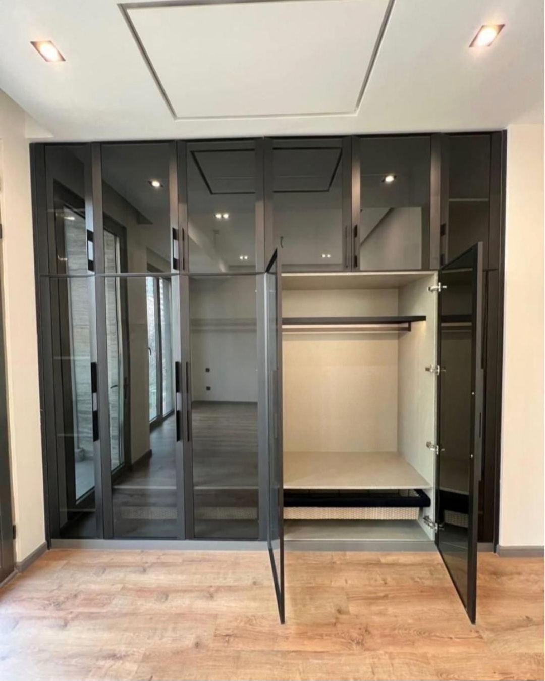 فروش آپارتمان 105متر دزاشیب مدرن طبقات بالا لابی من