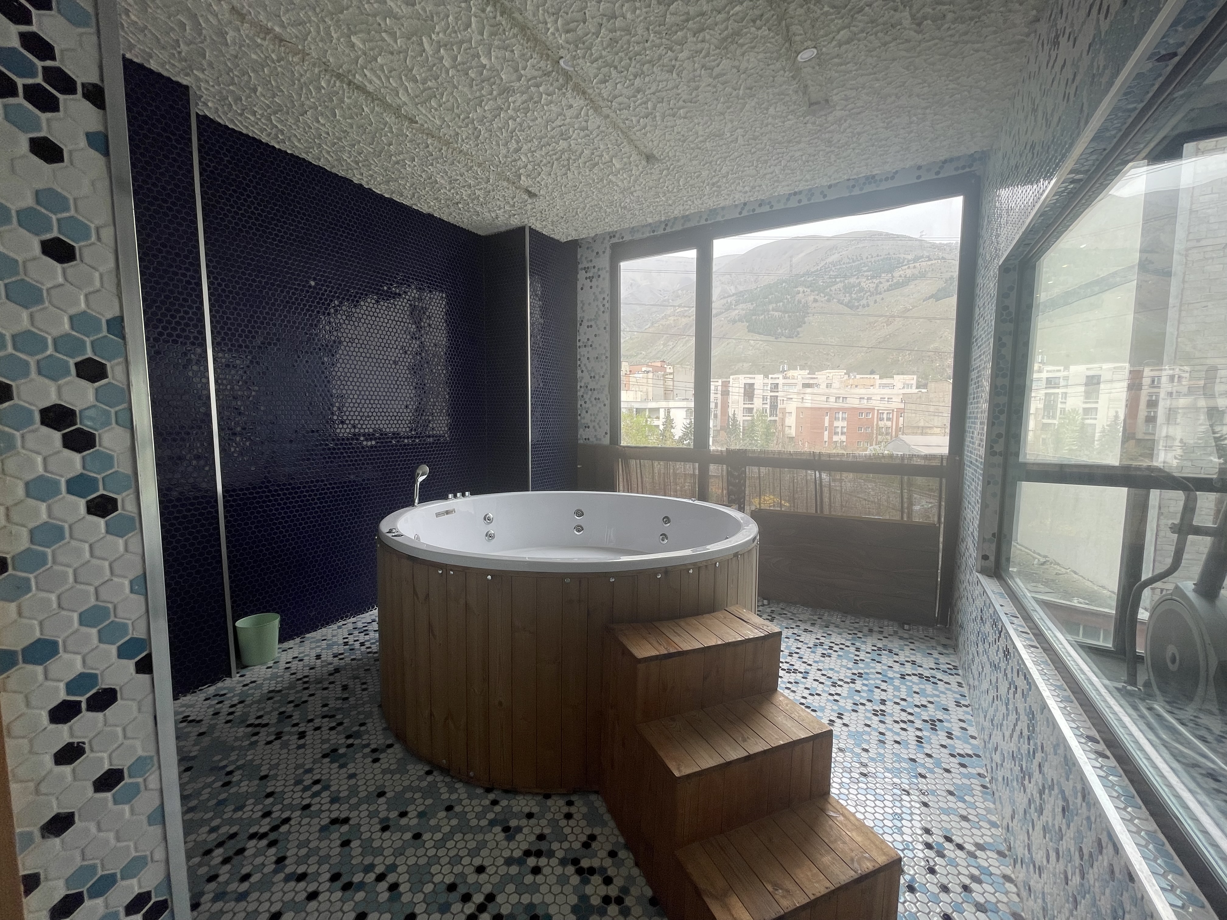 اجاره اپارتمان 155 متری در اجودانیه