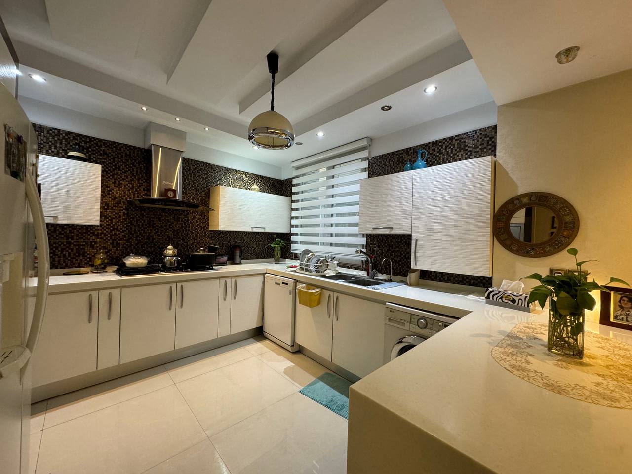 فروش آپارتمان 165 متری ویو شمال فرمانیه غربی